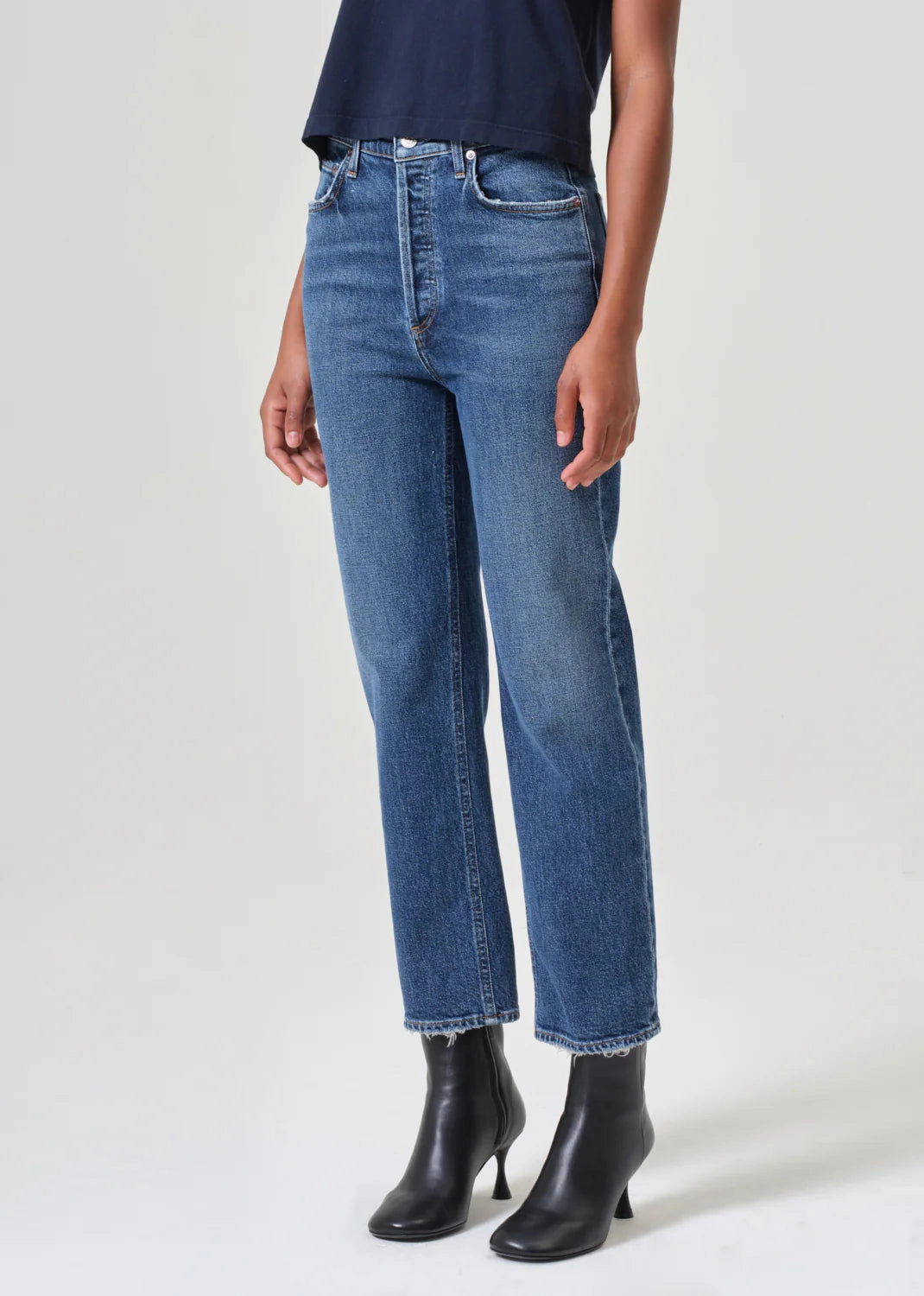 Base Layer Weekend Style Outdoor Adventure 90's Pinch Waist Crop Jean in Solace