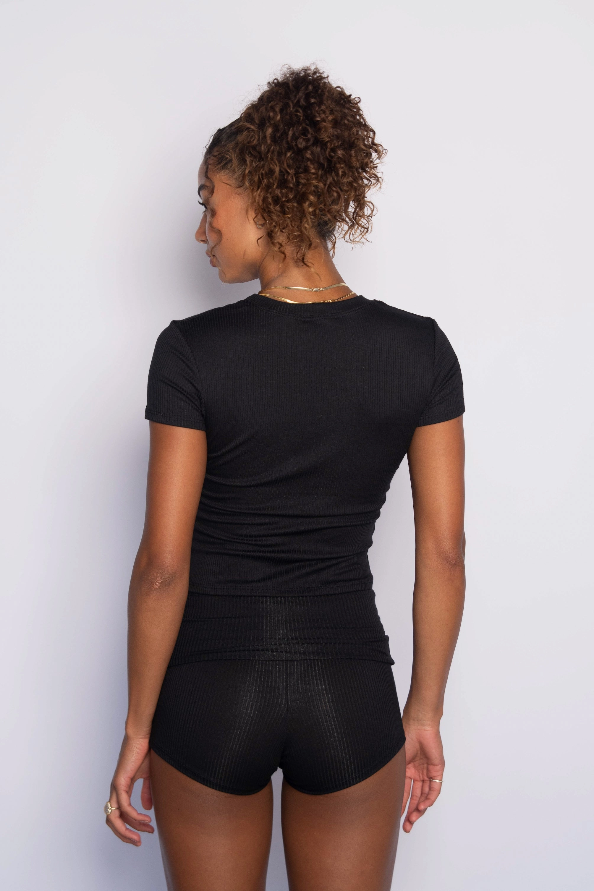 Minimalist Look Cozy Short Ribbed - Black
