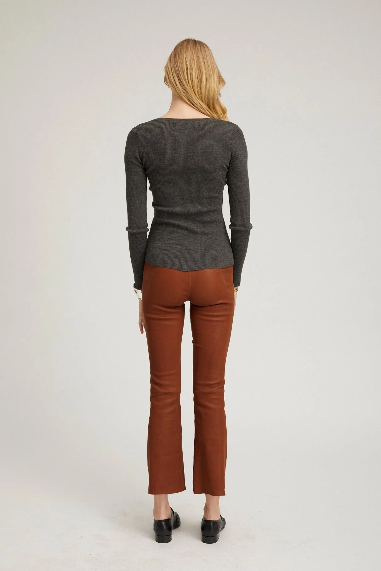 Acorn Leather Ankle Flare Plus Size Compression Support