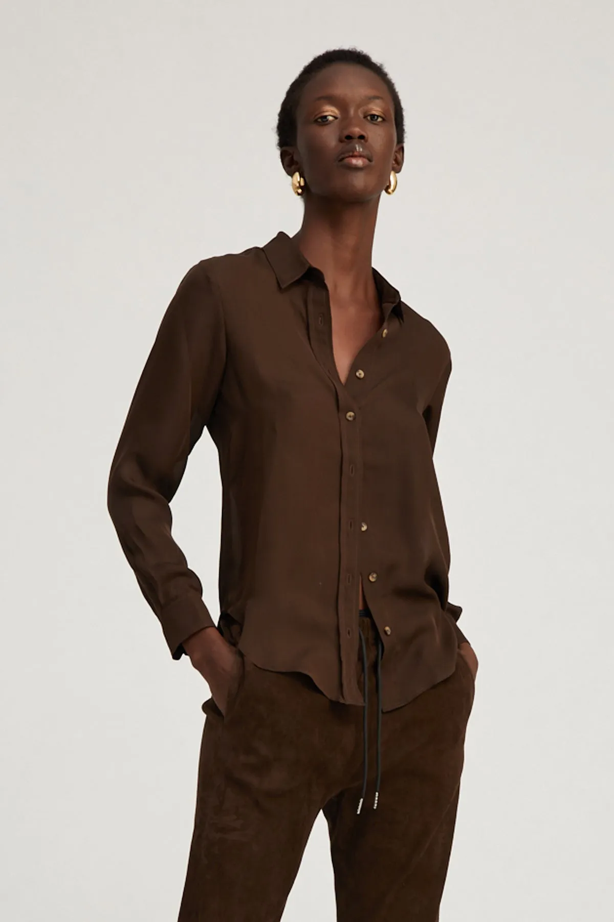 RubberizedGrip Relaxed Sweatshirt Americano Silk Fitted Button Down