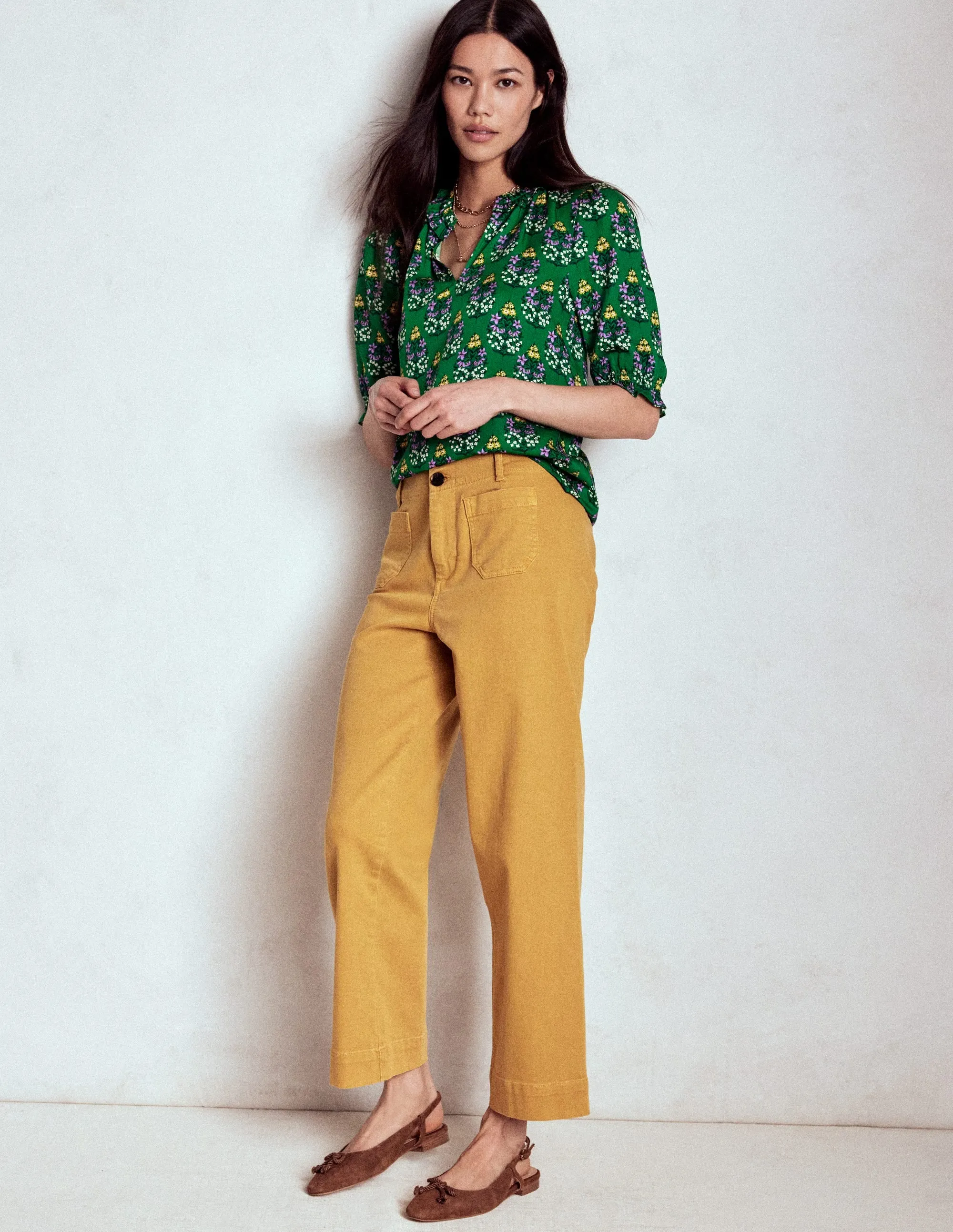 SubtleTexture UPFProtection Ria Short Sleeve Top-Emerald, Wildflower Bouquet