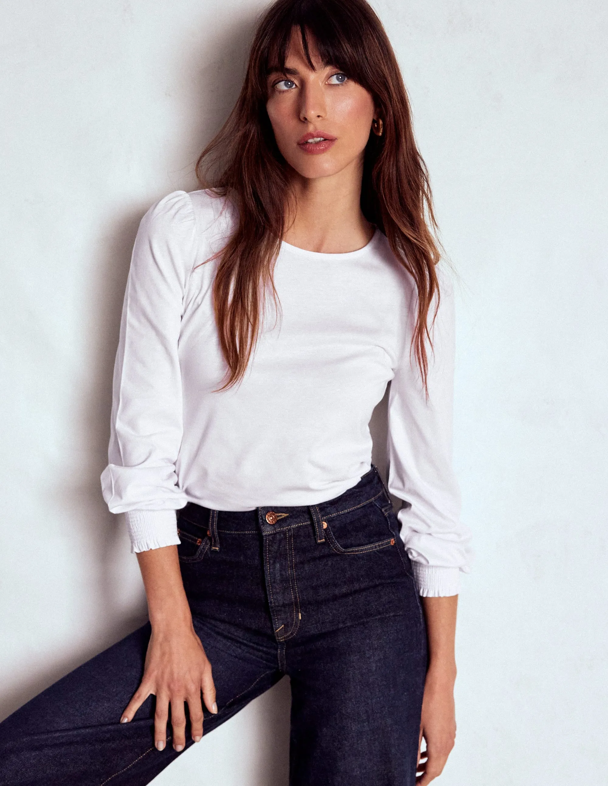 Smocked Cuff Supersoft Top-White Hypoallergenic Fiber Moisture wicking