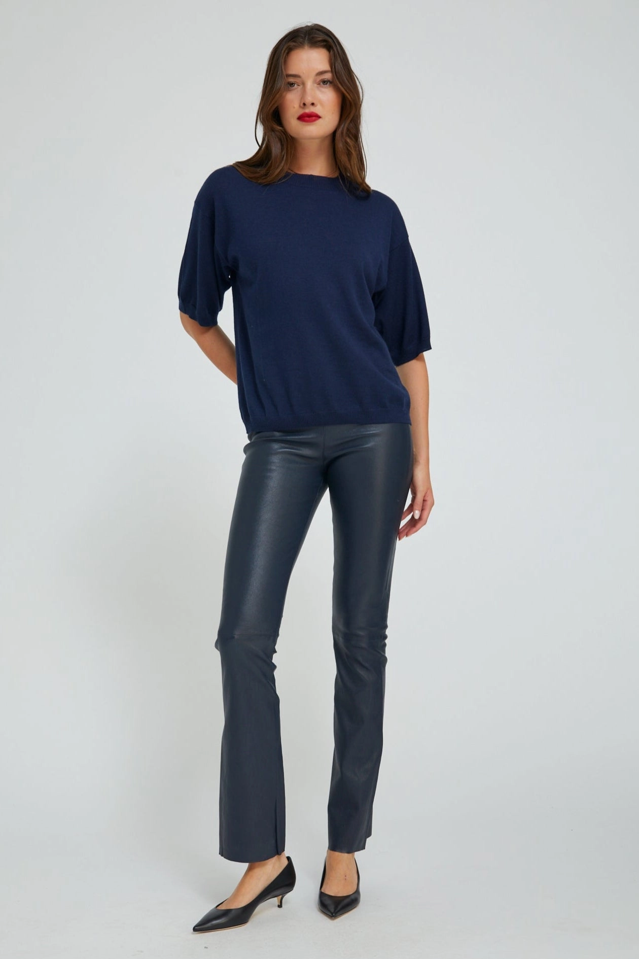 Solid Color Postpartum Fit Gym Workout Midnight Leather Micro Flare