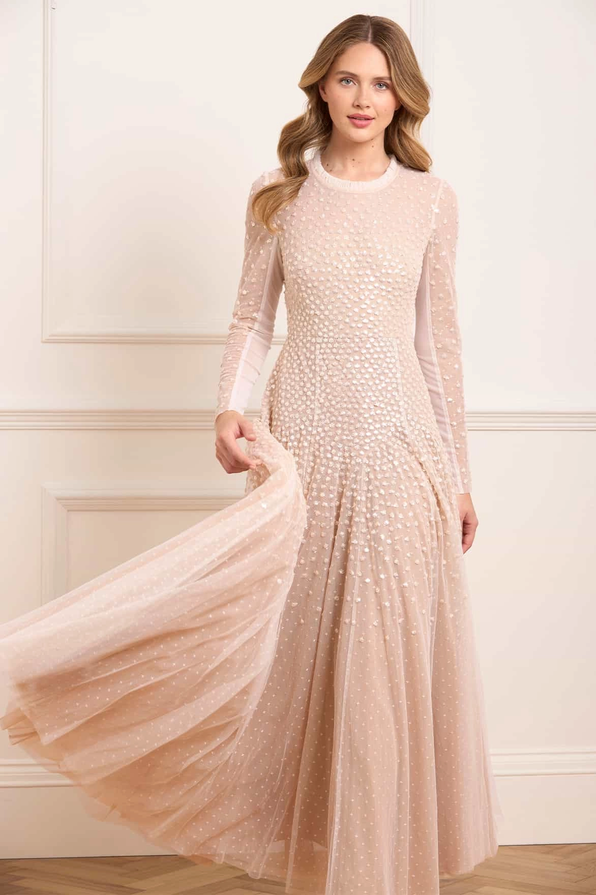 Curve-Enhancing Fresh Style Sequin Cascade Round Neck Gown