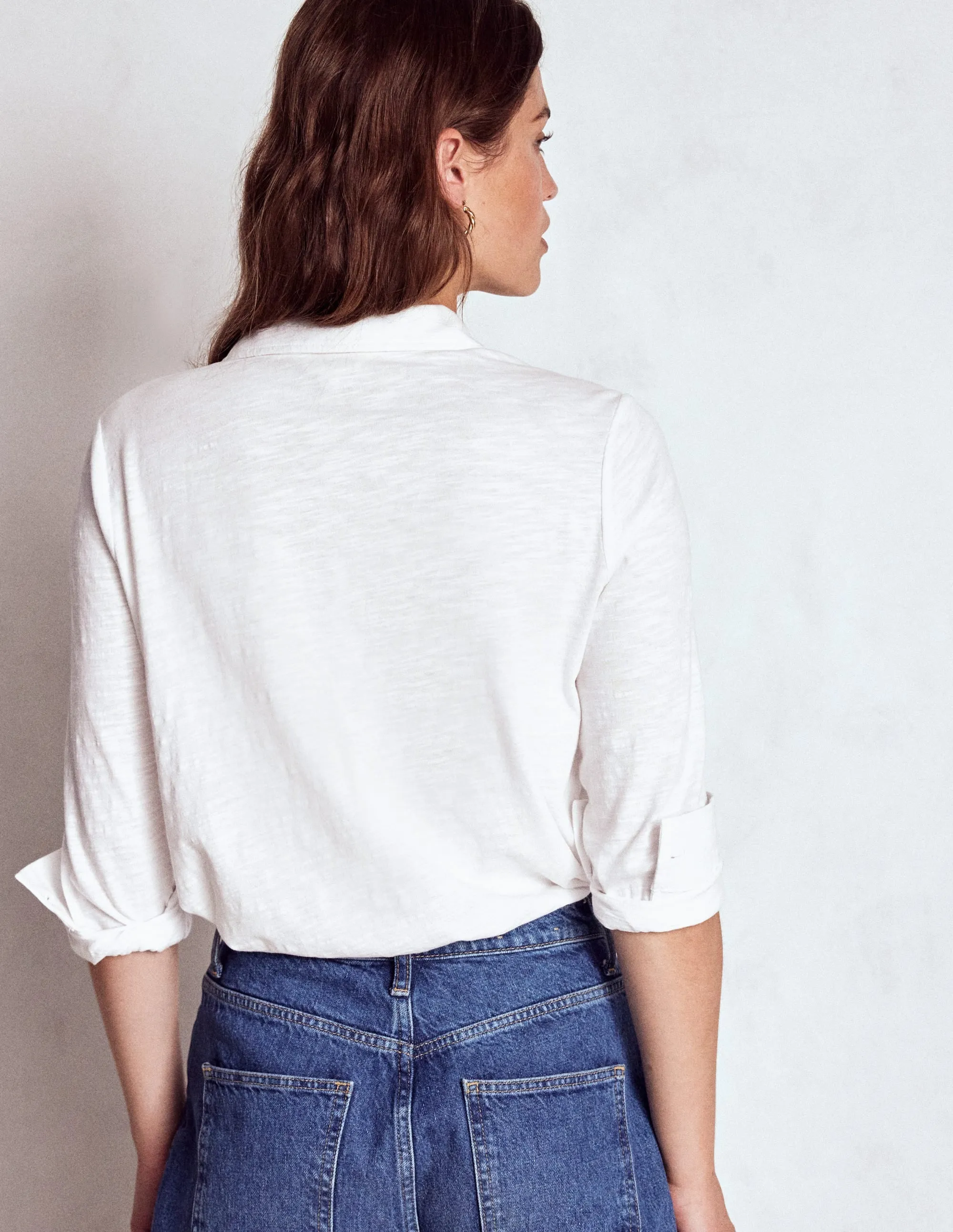 Amy Jersey Shirt-White SweatAbsorbent Versatile Style