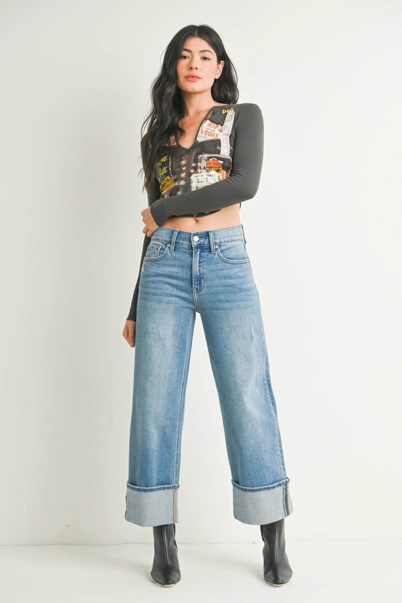 Zip Fly Closure Street Smart ANA PETITE CUFFED JEANS