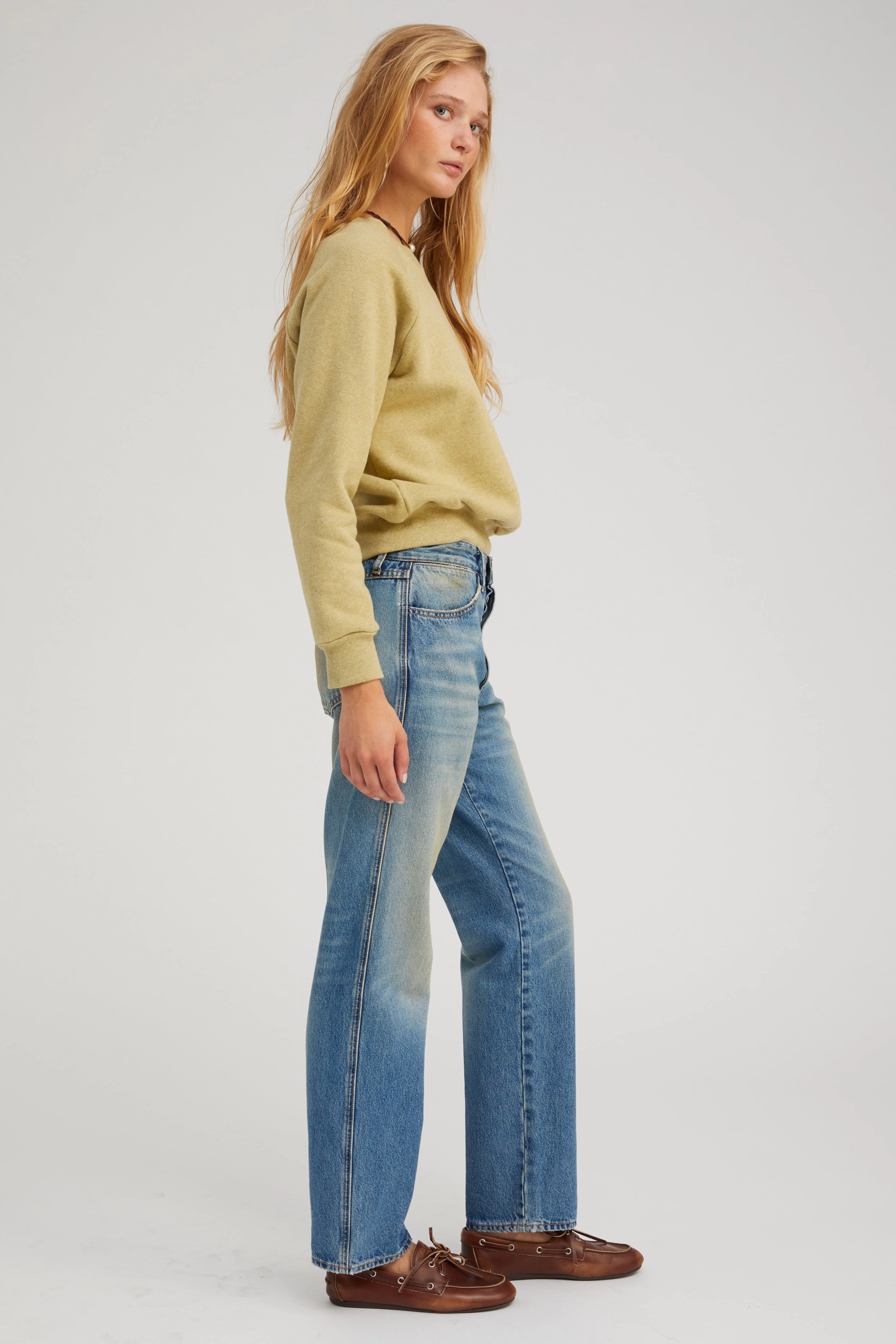 Pistachio Melange Shrunken Raglan Sweatshirt Breathable Linen Blend Modern Design