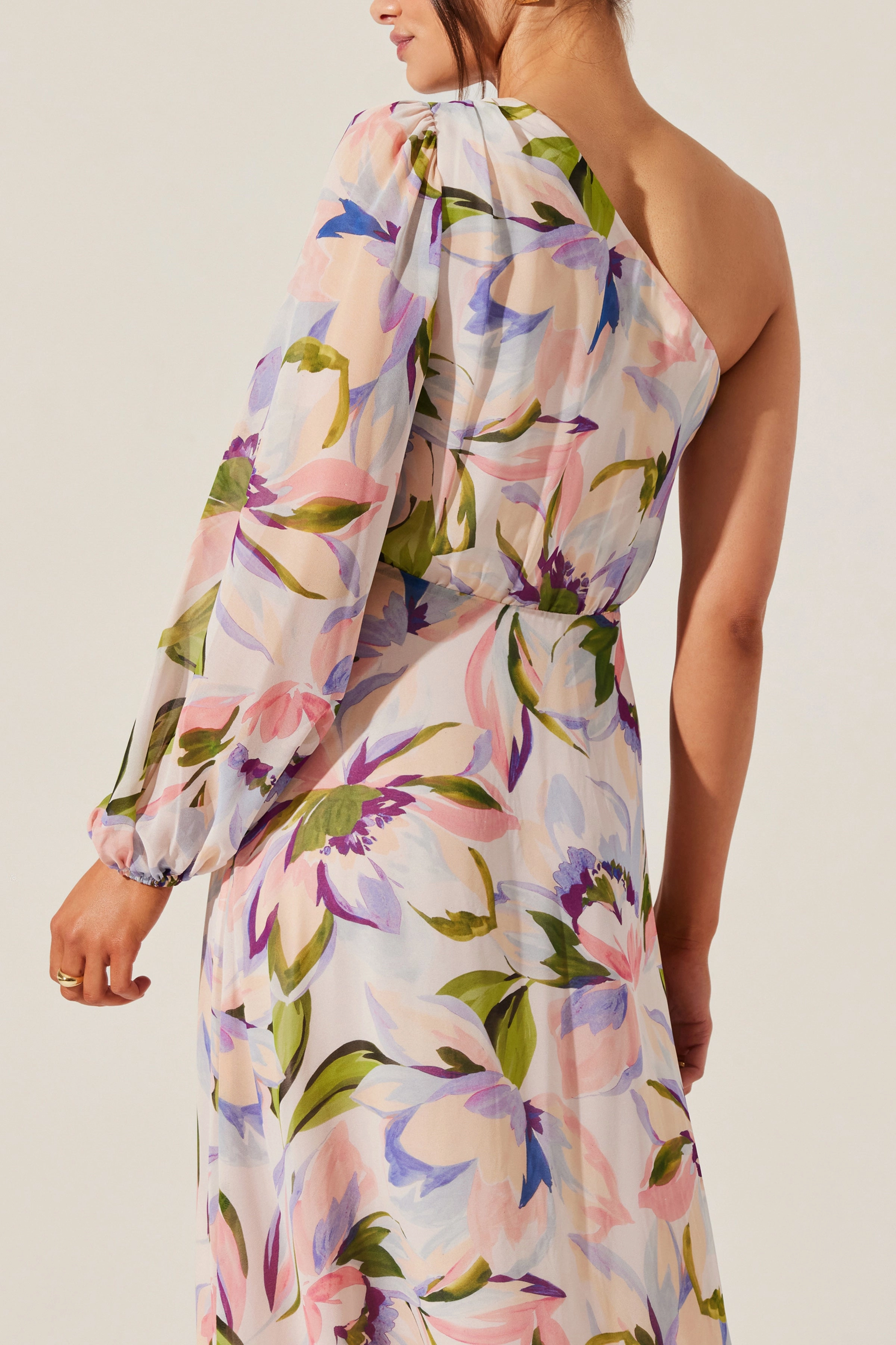 Structured Fit ASTR Sandersonia Floral One Shoulder Dress