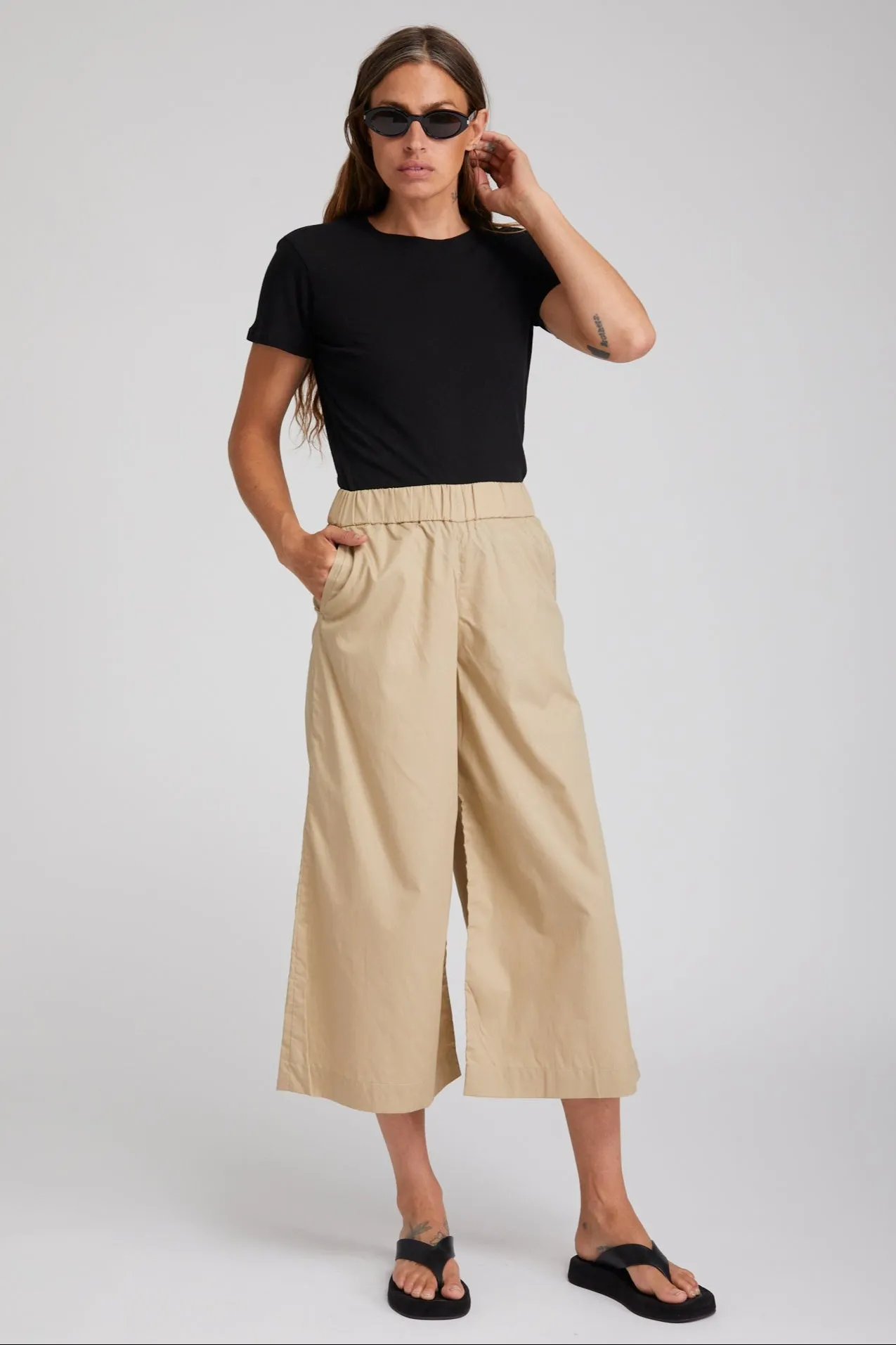 Smart Motion Breathable wear Beige Cotton Poplin Culotte Pants