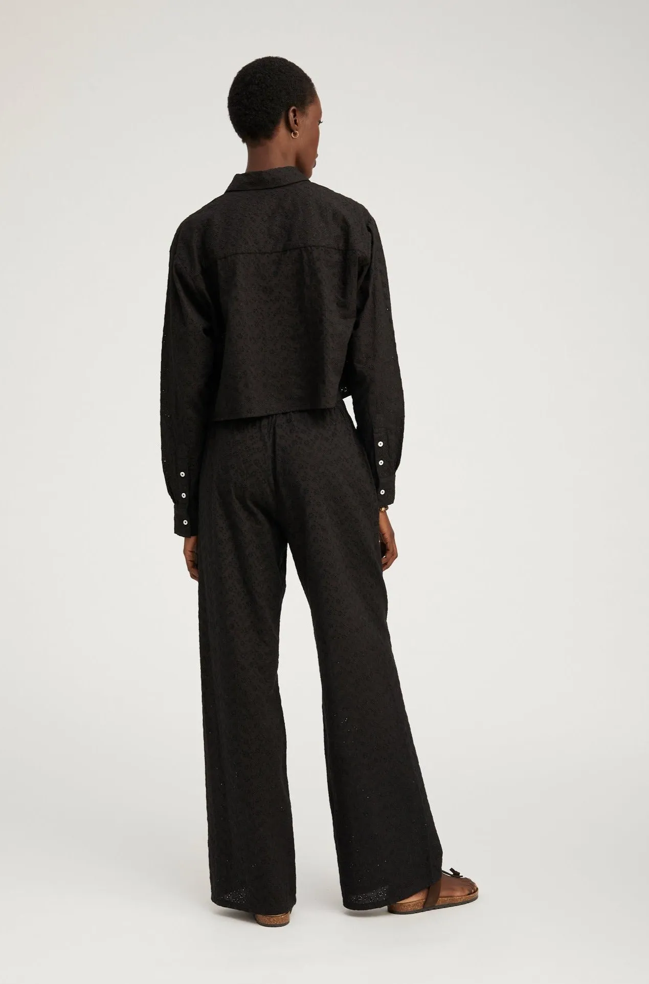 Durable Chainstitch Black Eyelet Cropped Button Down