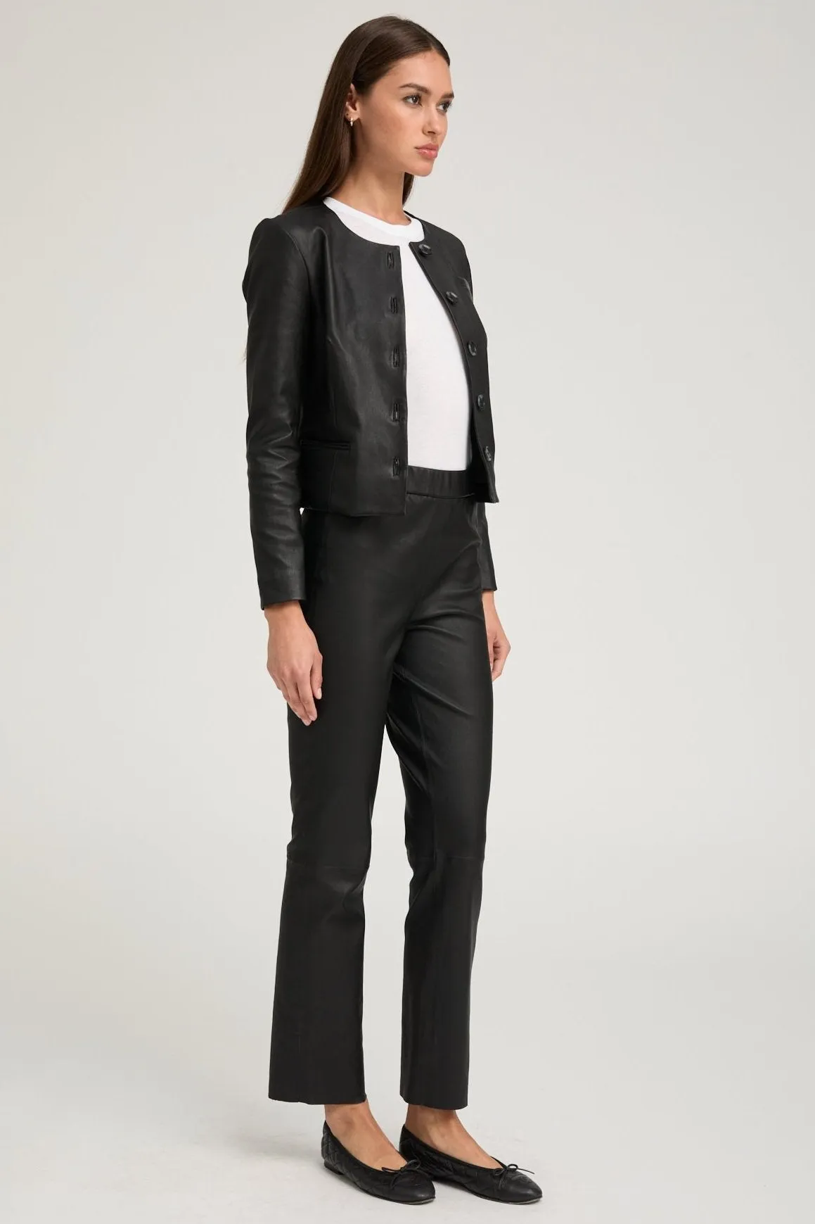 Black Leather Shrunken Jacket Light Reflectivity Trim Essential Style