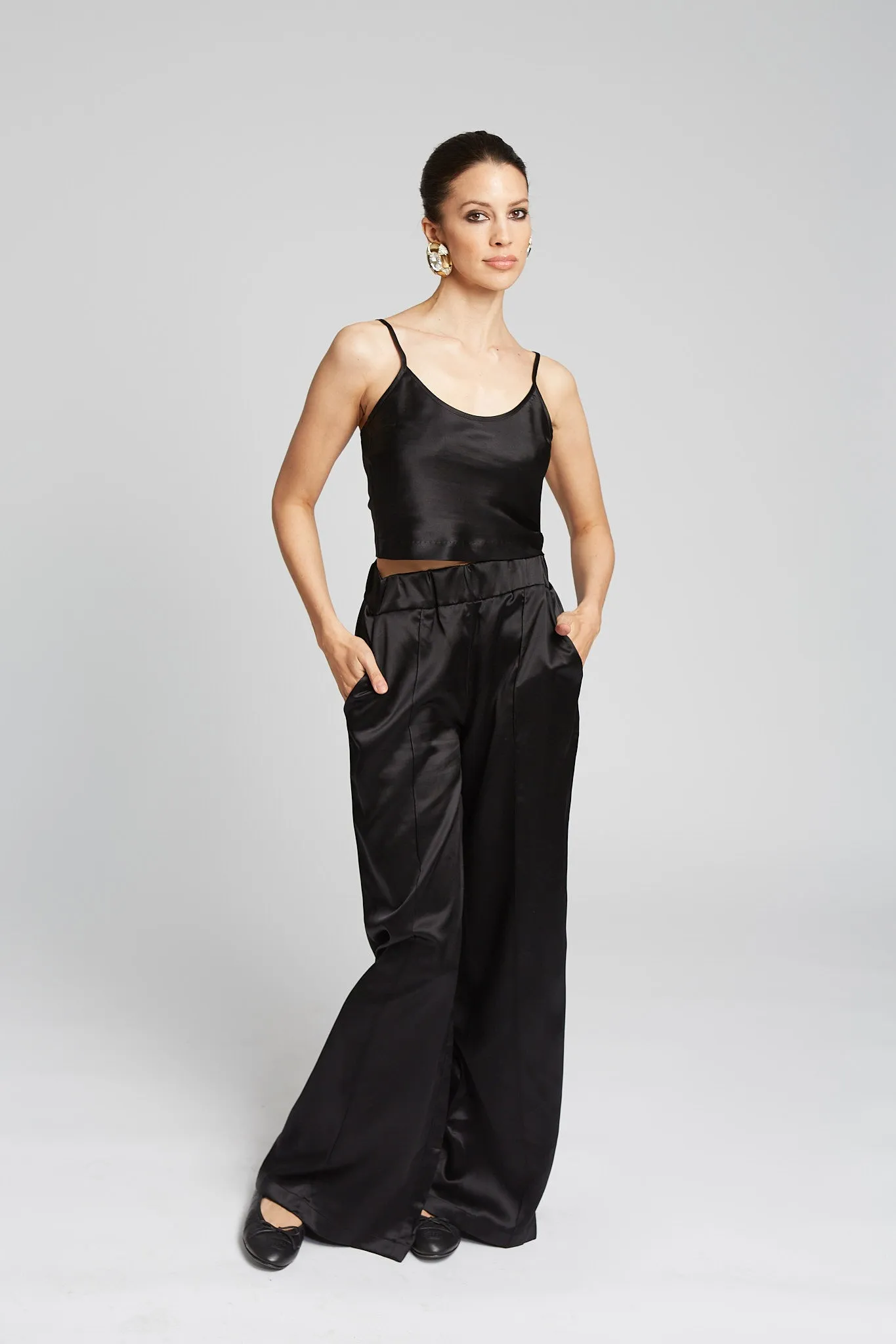 standard fit Mesh Panel Details Black Silk Cropped Cami