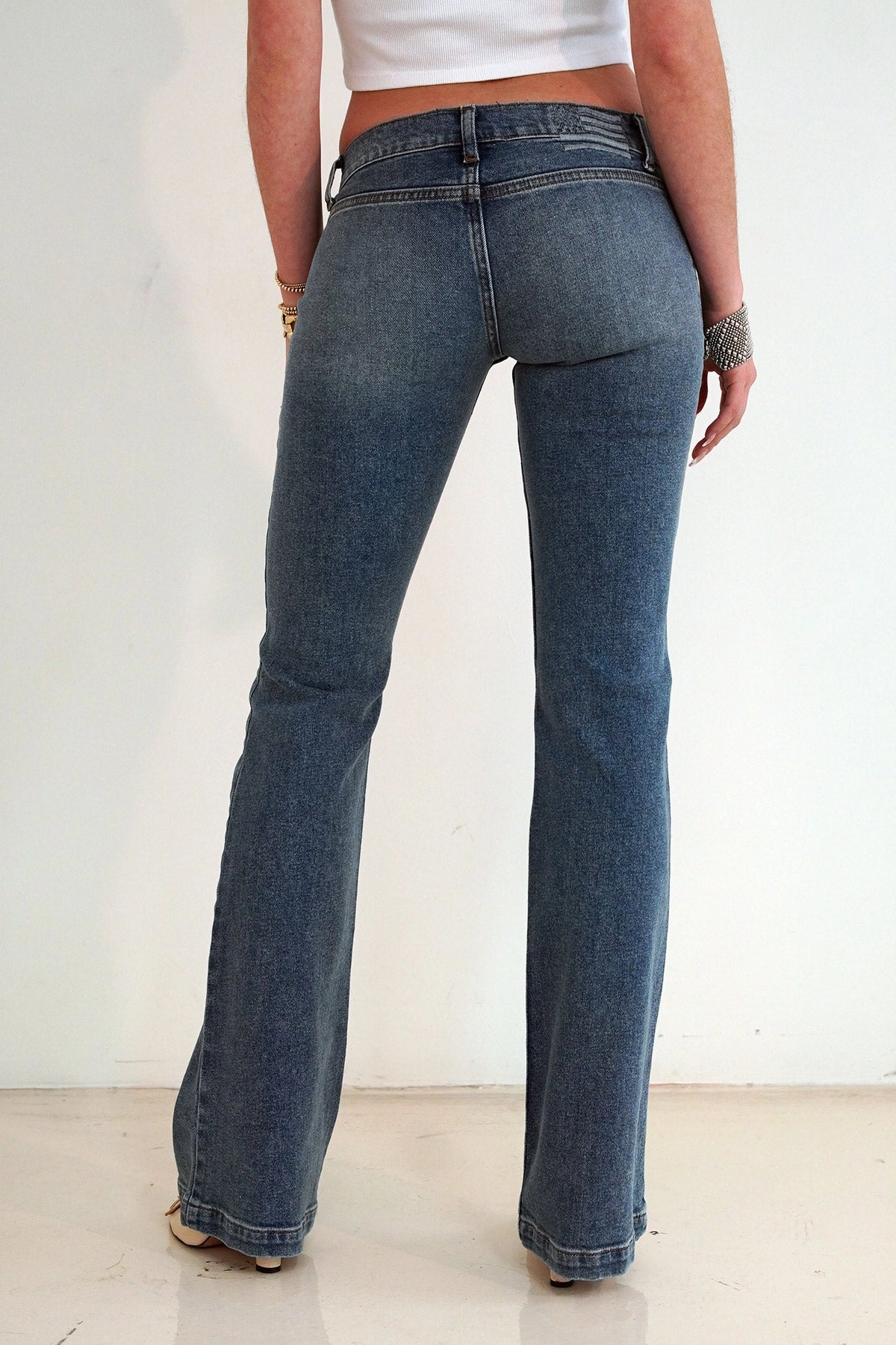 818 / Studio City Comfort Wear