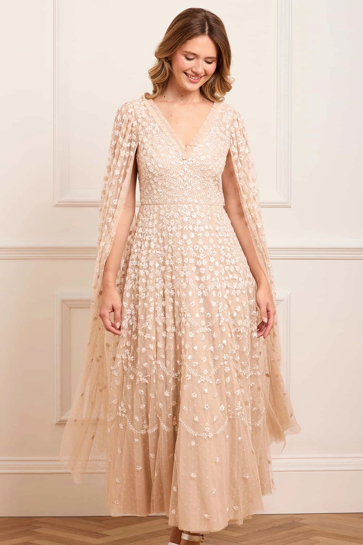 Fashion Layers Light Elegance Clover Cape Sleeve Ankle Gown