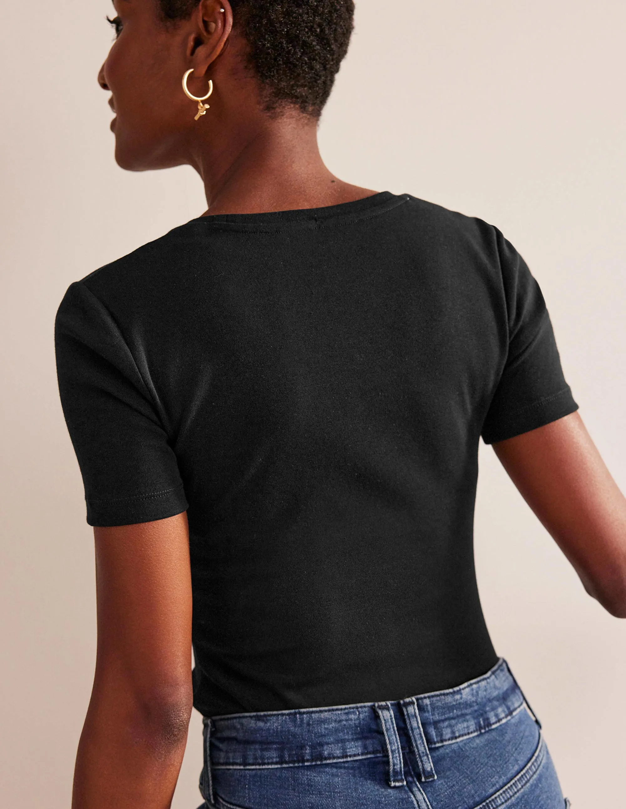 Placket Detailing Essential Jersey T-Shirt-Black
