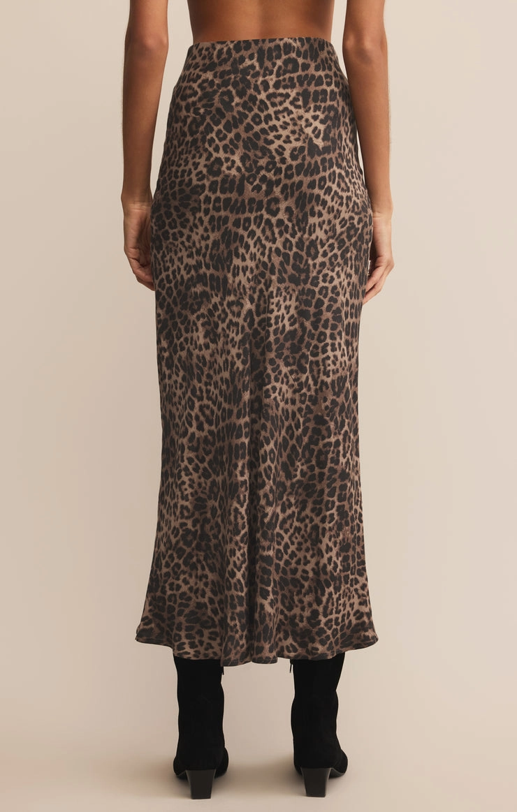 Minimalist fashion Izabel Leopard Skirt in Desert Tan