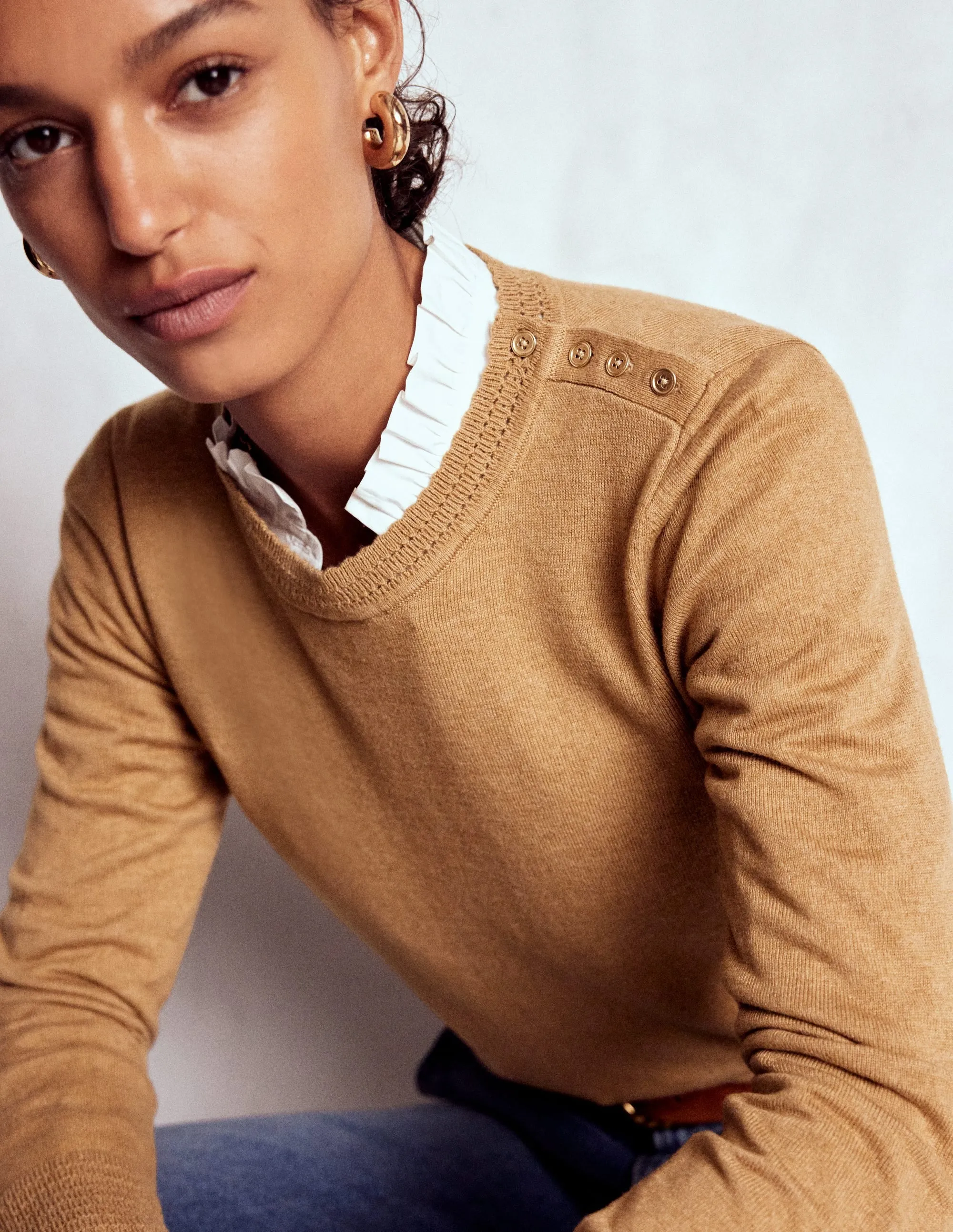 Weekend Outfit Neutral Tones Briony Stitch Jumper-Camel Melange