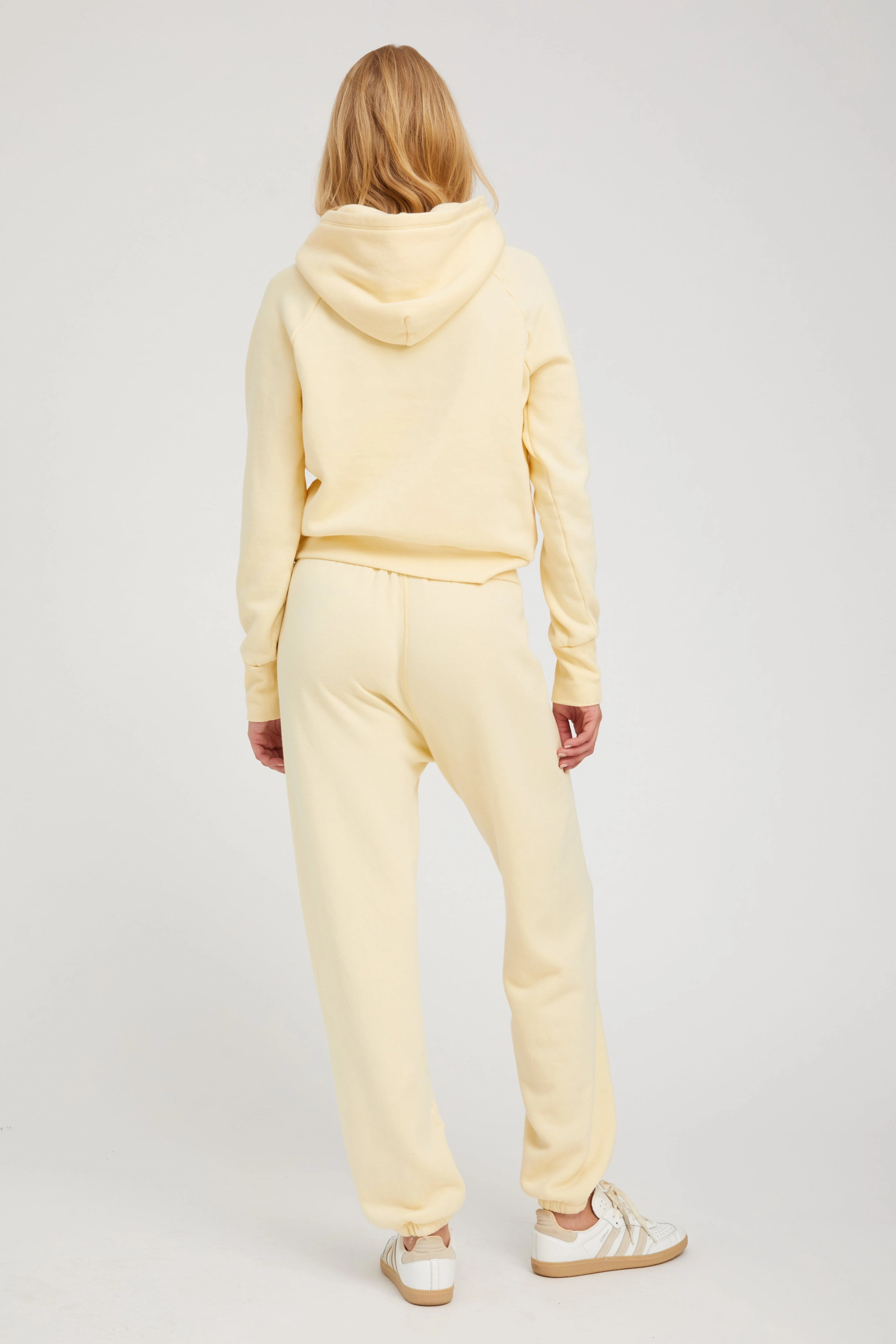 Butter Shrunken Hoodie Sporty T-shirt Airflow Mesh Panel