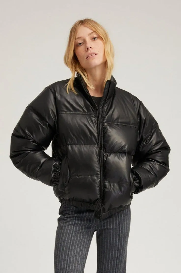 Light Padding Simple Outer Black Leather Puffer