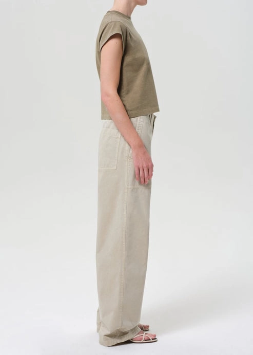 Yuna Pant in Pumine Smooth zipper closure