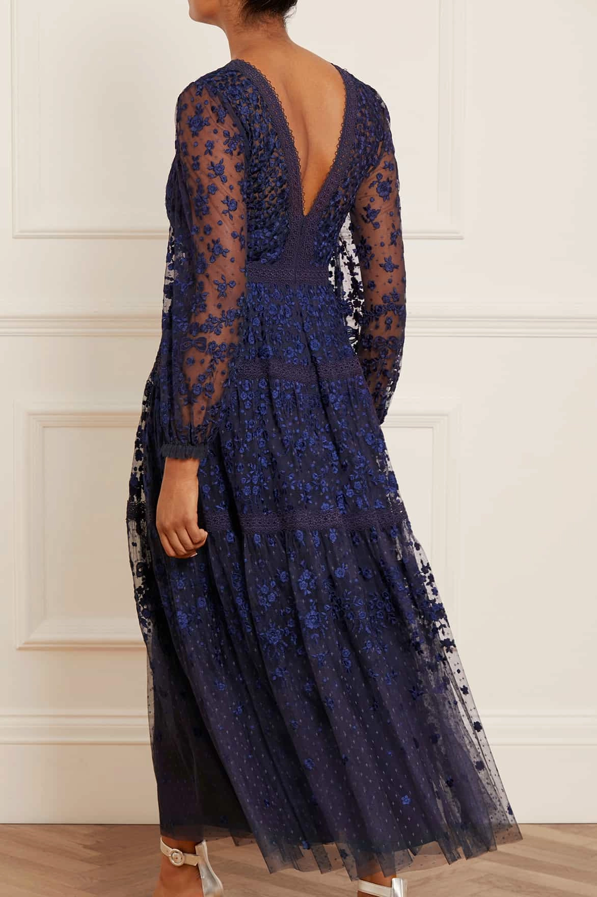 Relaxed Line Celestia Ribbon Ankle Gown