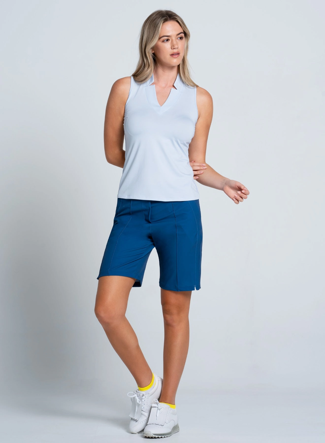 Chi Chi Tank TaglessLabel Casual Tank