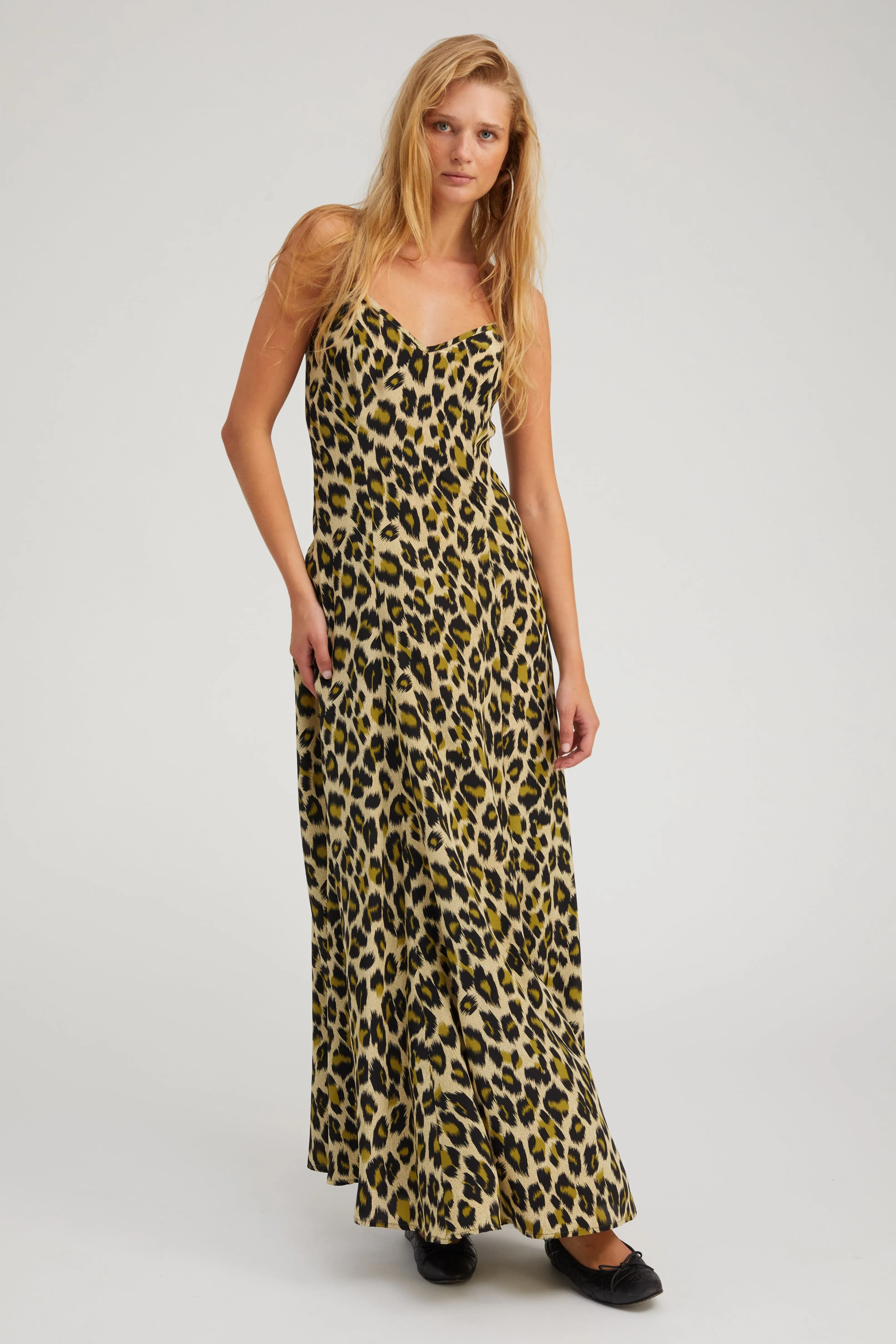 Perfectly Crafted Green Leopard Silk Maxi Dress