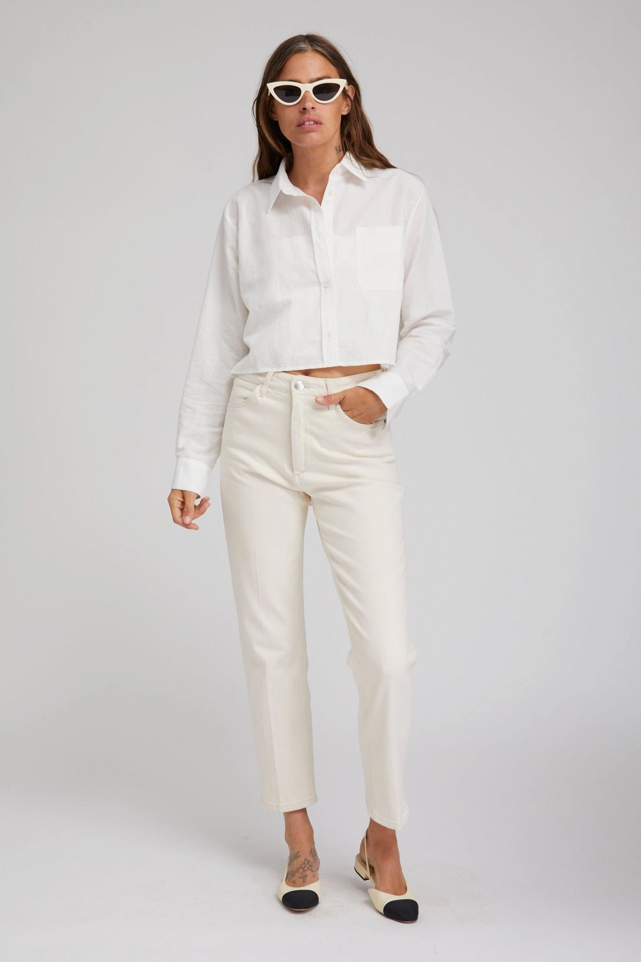 MultiFunctional Pocket Placement Earhart Cropped Straight Leg Denim