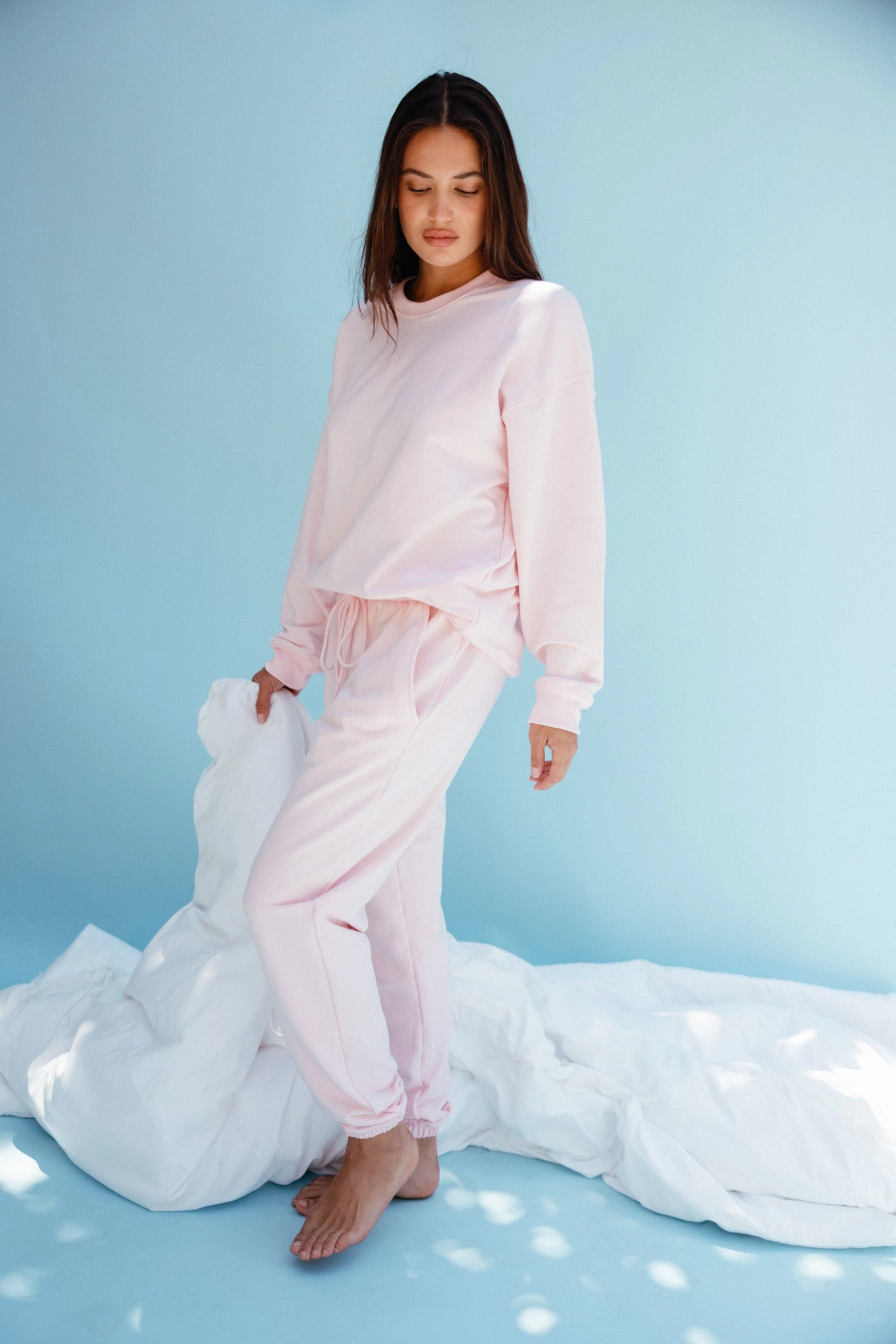 CLOUDLUX Rocky Sweatpants - Bubblegum Chic Look