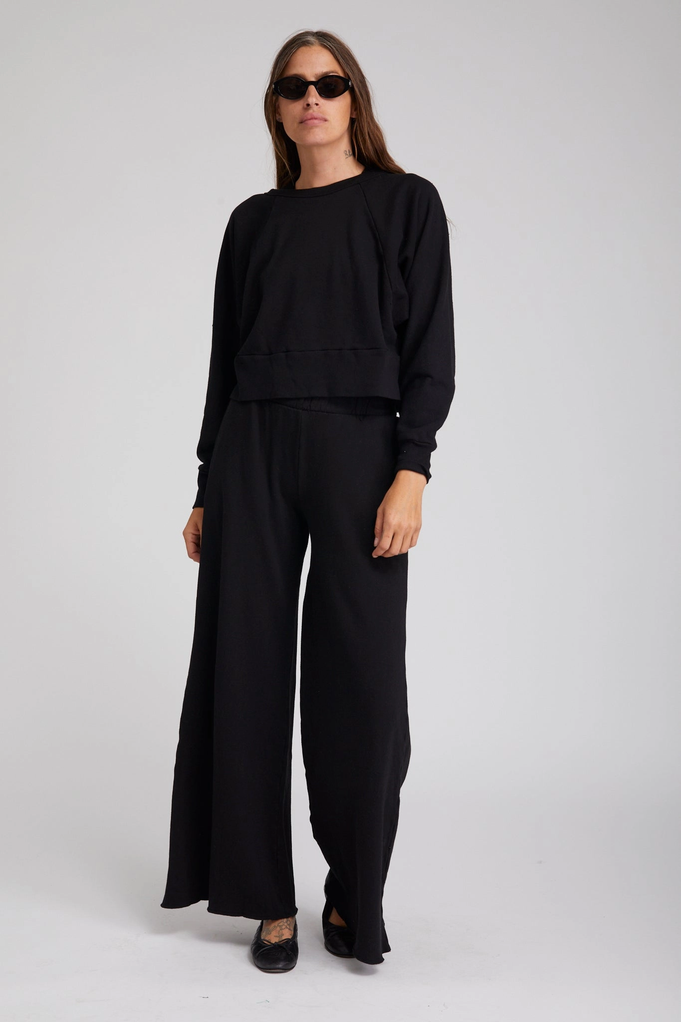 BreathableMoistureBarrier VNeck Style Black Knit Wide Leg Pants
