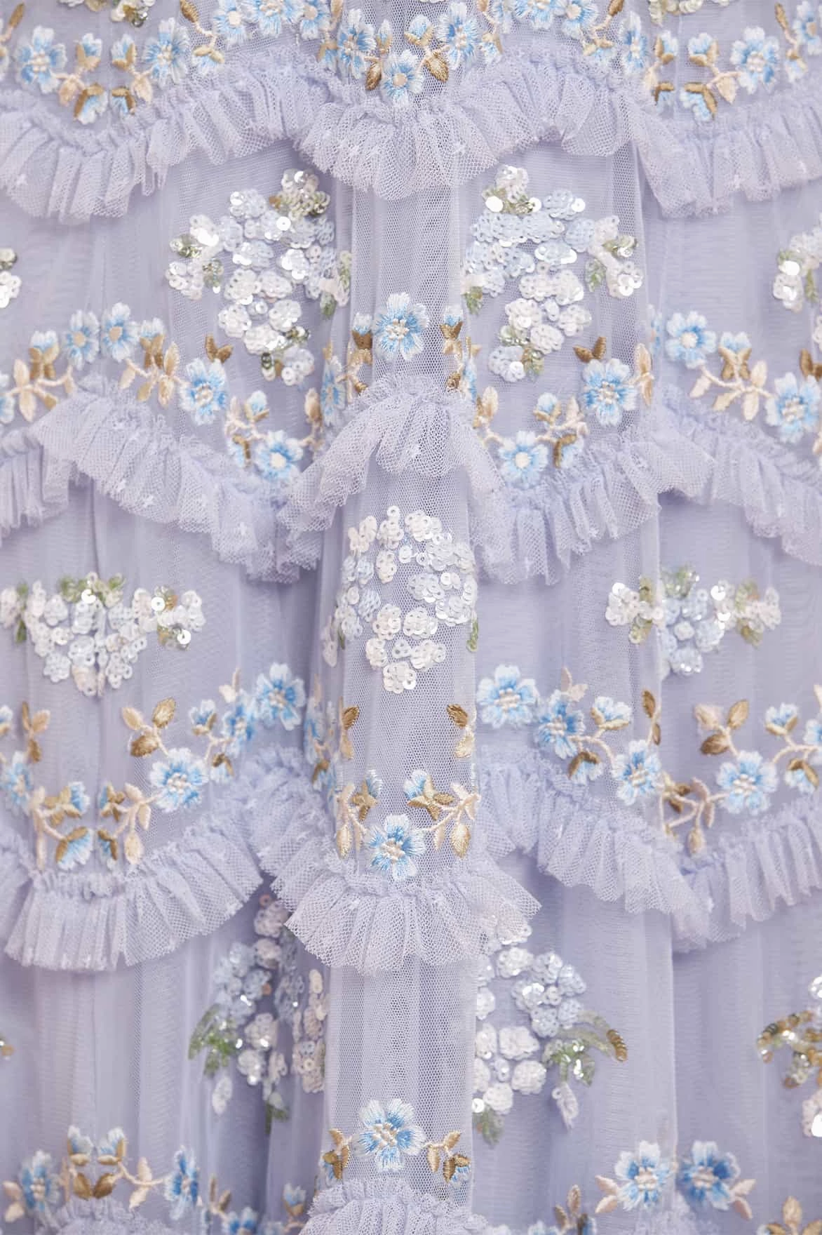 Shiny-Lining Daisy Wave Ankle Gown