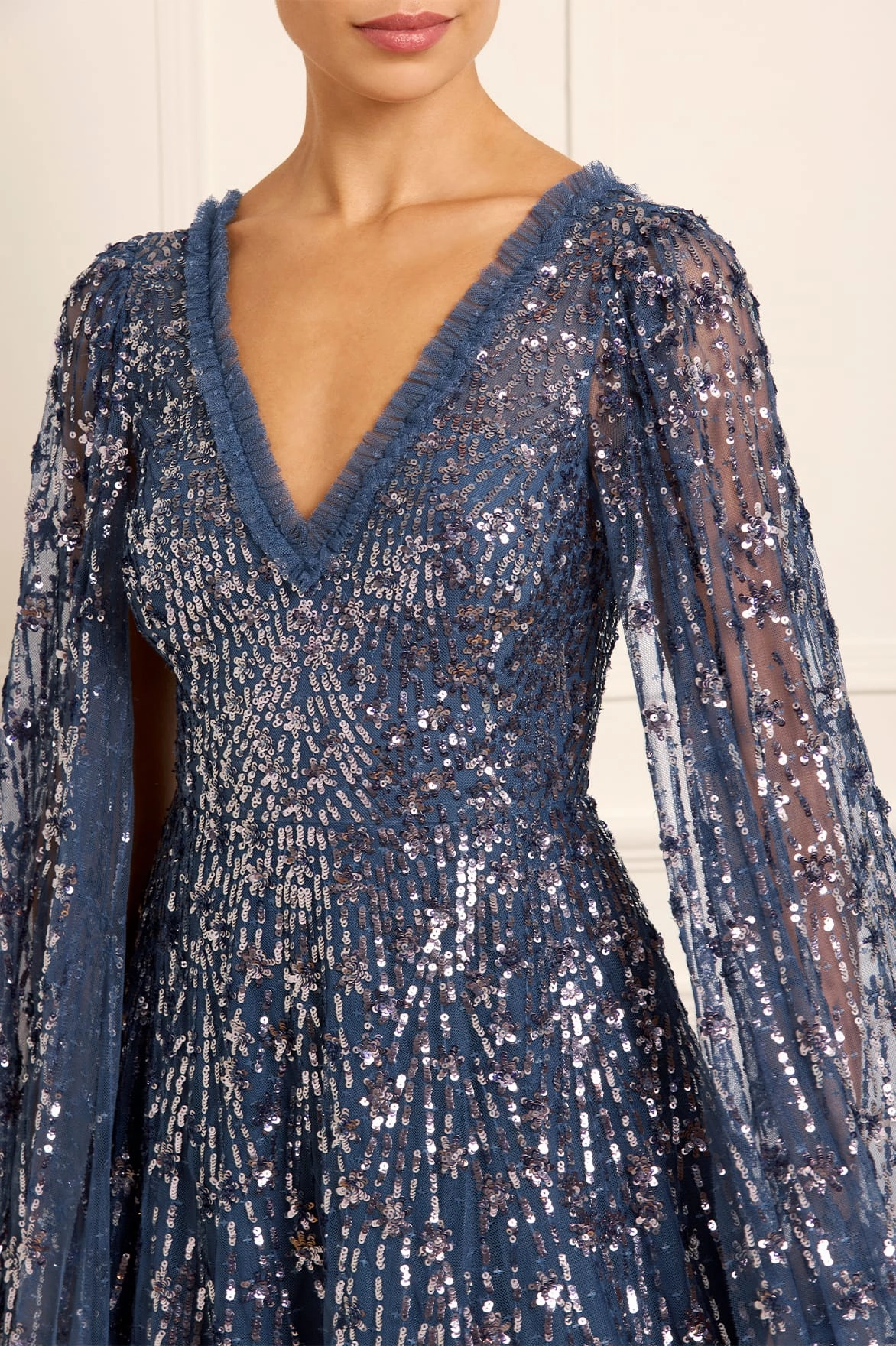 Smooth Curve City Essential Comet Ankle Gown