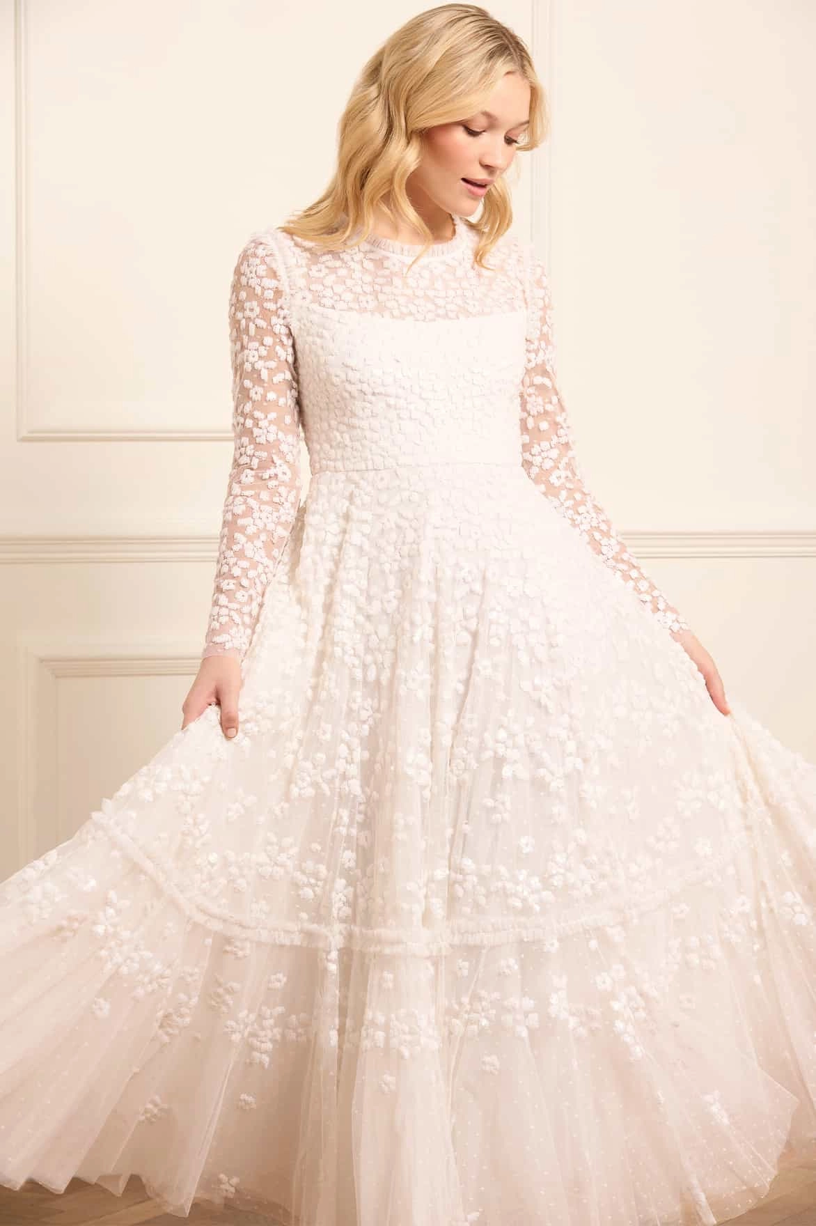 Chic Motion Maeva Ankle Gown