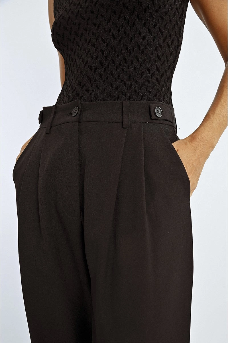 Wide Pleated Pants in Black MultiPocketDesign Smart Style