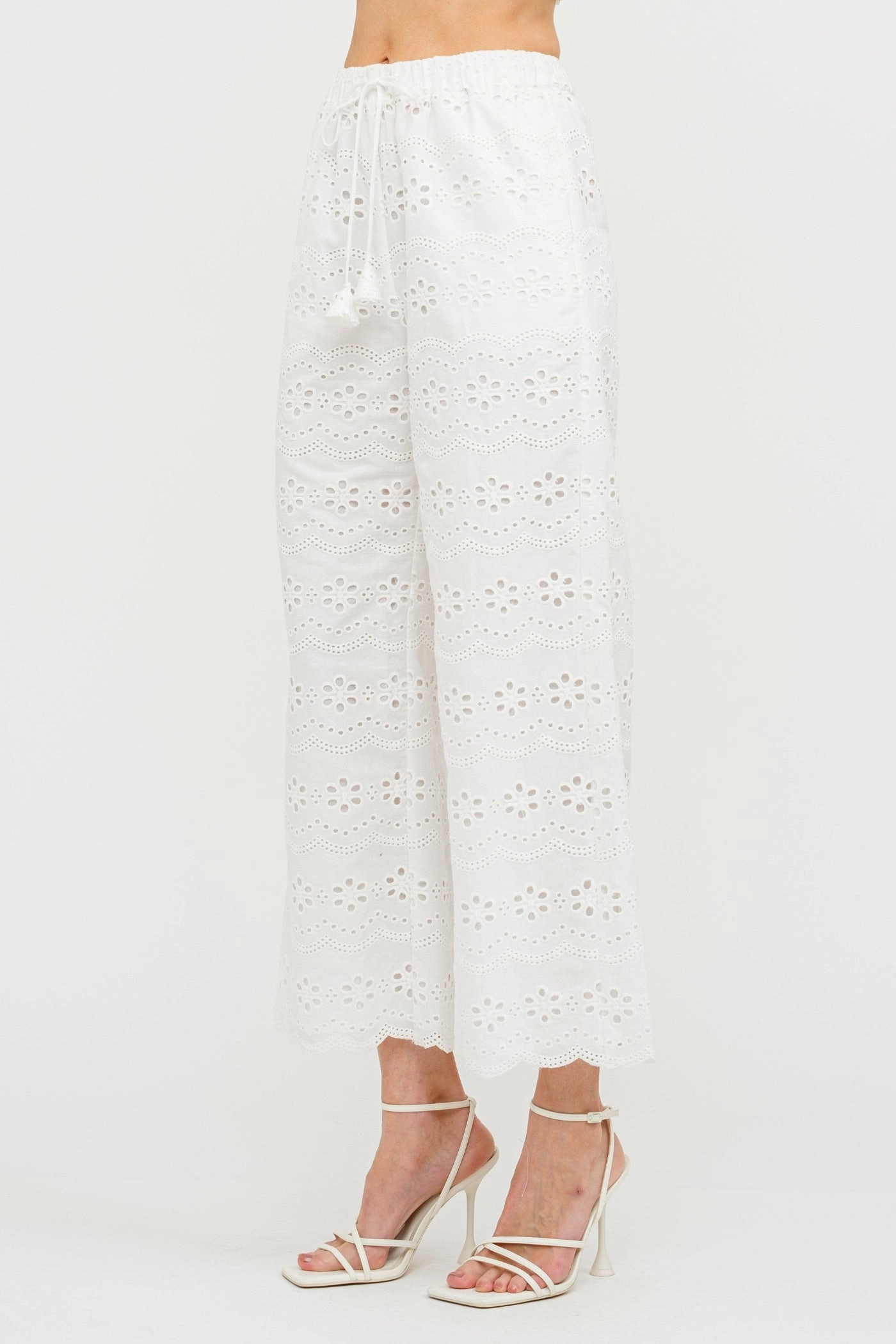 MANDY BIARRITZ EMBROIDERED PANTS Full Motion