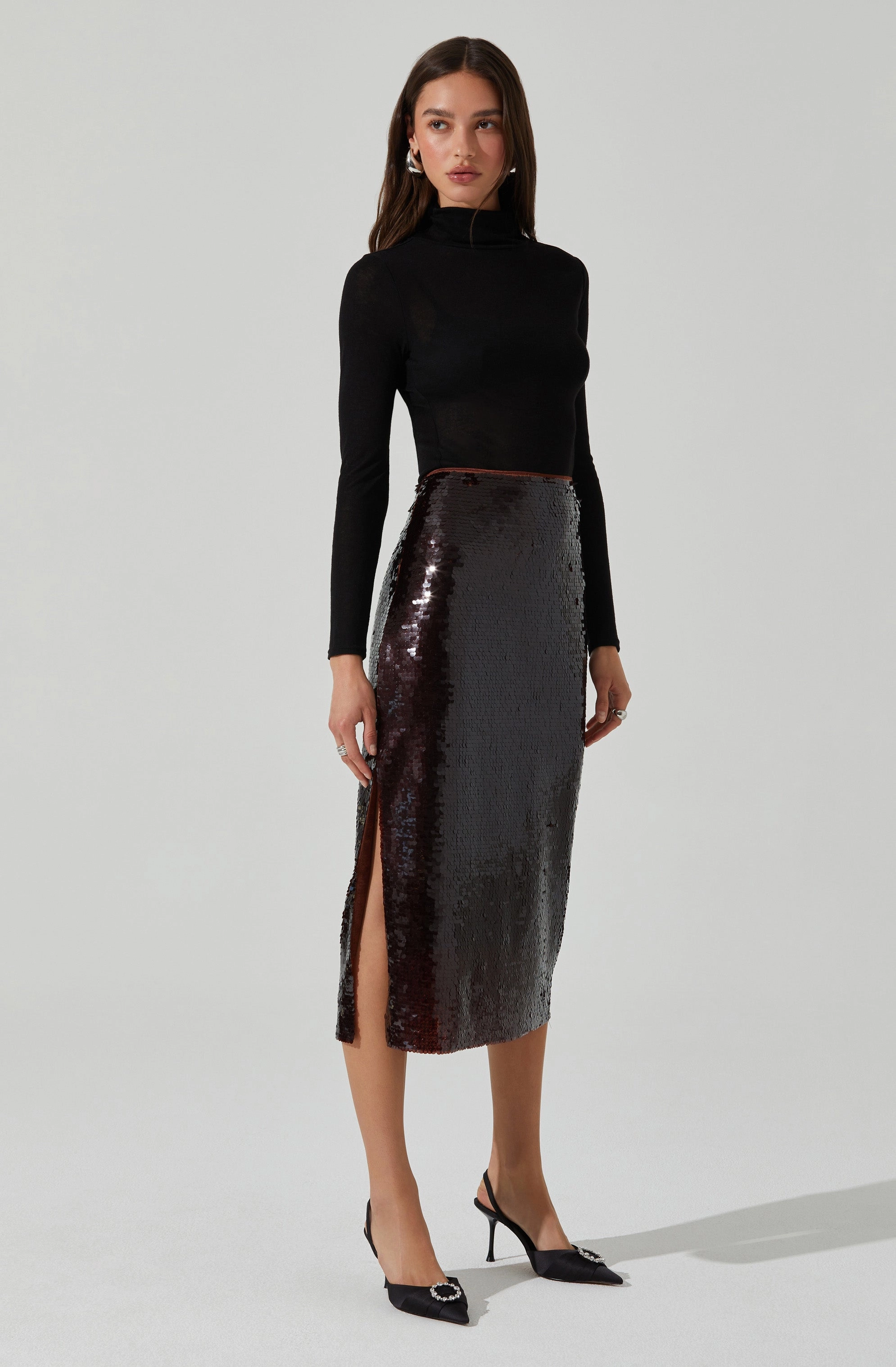Dova Skirt in Brown Odor control