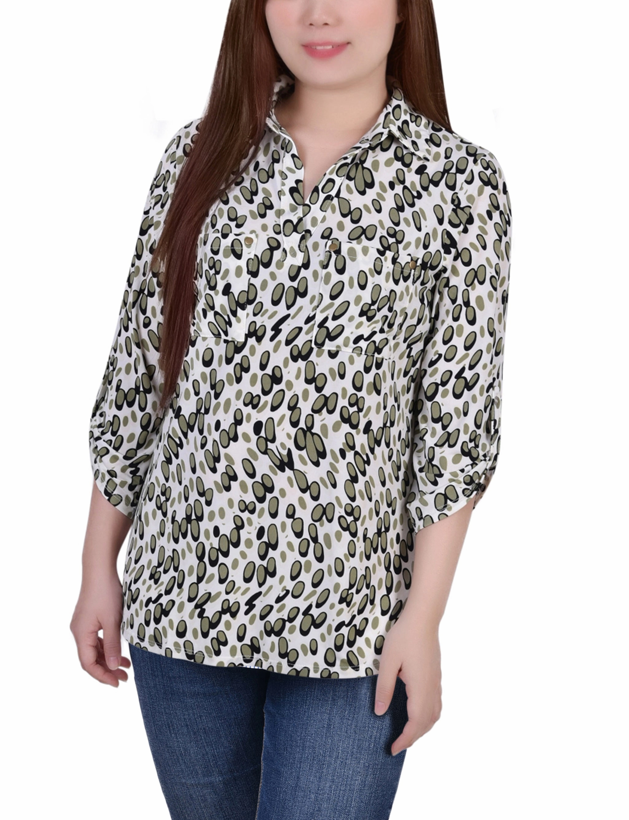 BuiltInLayer Temperature Control Technology Petite 3/4 Roll Tab Sleeve Studded Y Neck Top