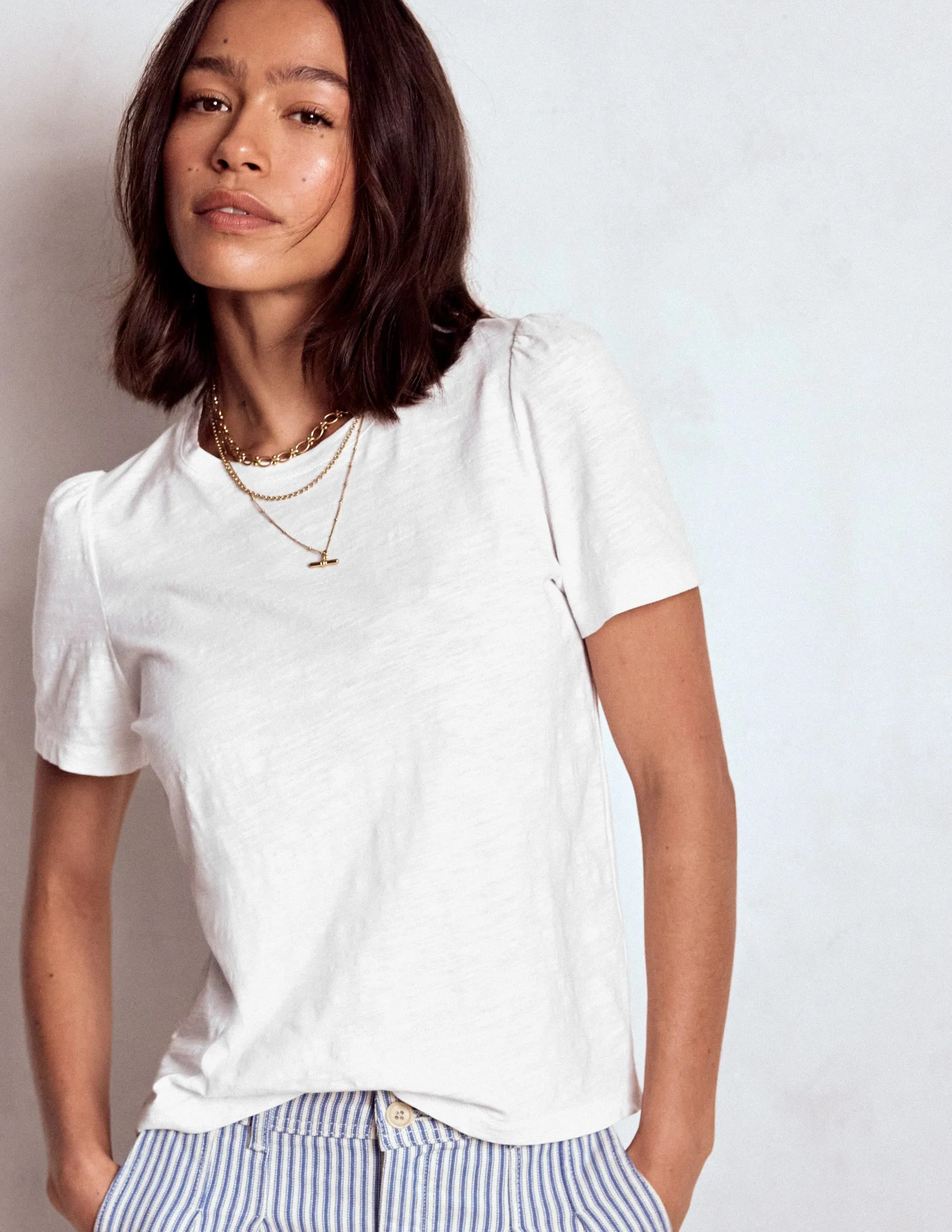 FoldableFeature Cotton Puff Sleeve T-Shirt-White
