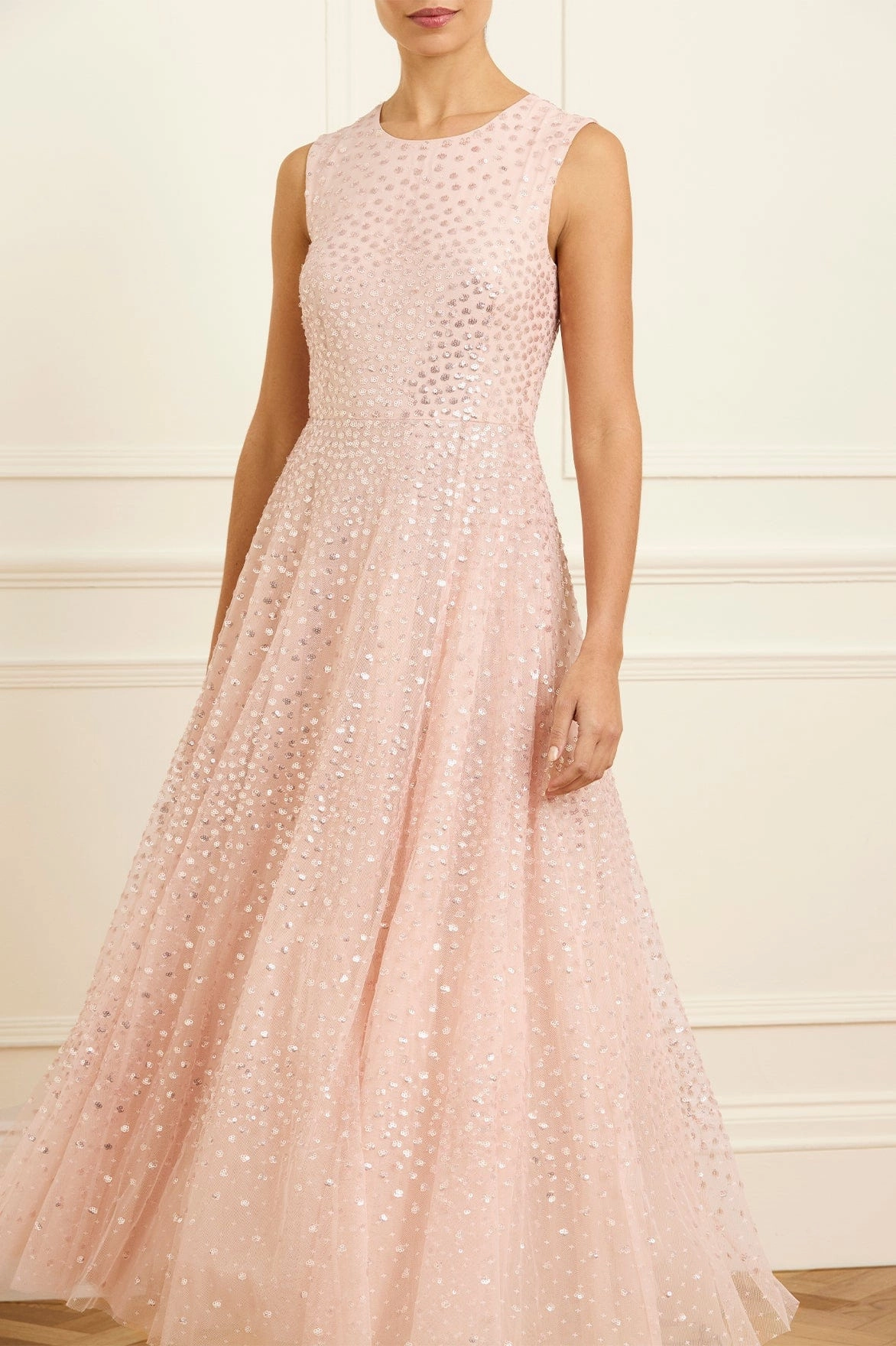 Balanced Texture Long Sleeve Scatter Dot Short Cape Ankle Gown