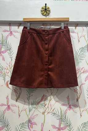 Little Lies Ali Skirt in Wine Linen blend Removable Belt