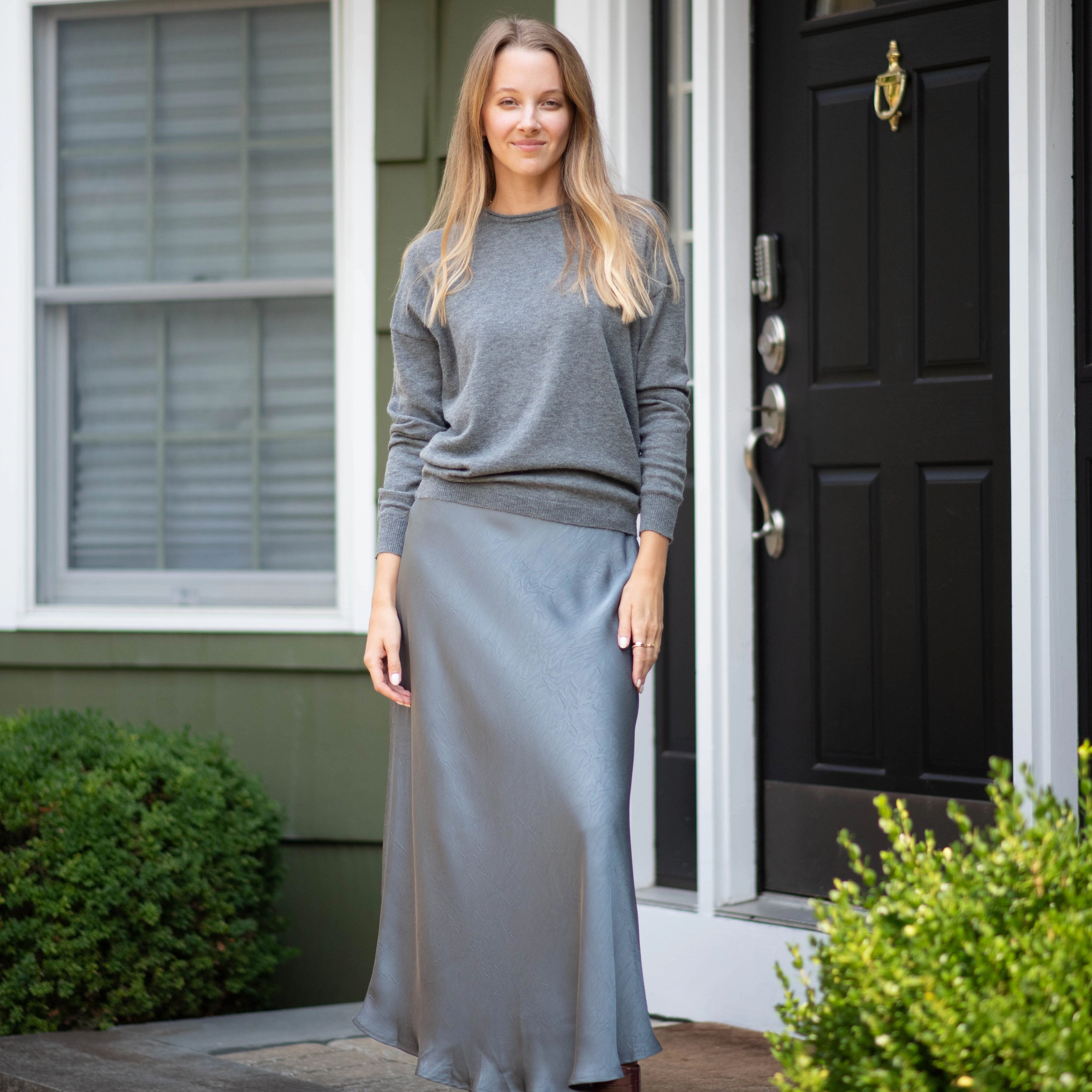 Casual Comfort Crinkle Slip Skirt | Gray