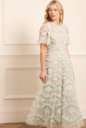 Subtle design Daisy Wave Ankle Gown