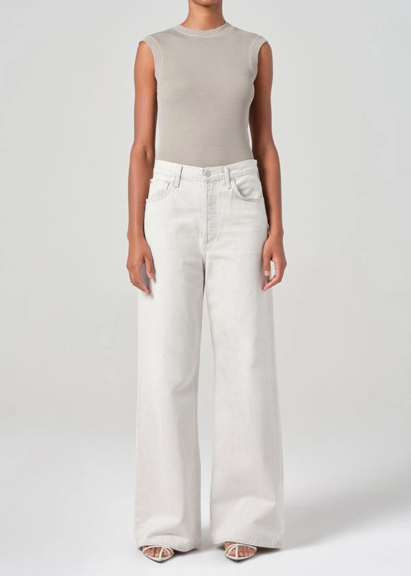 Versatile Outfit Dame High Rise Wide Leg in Colina