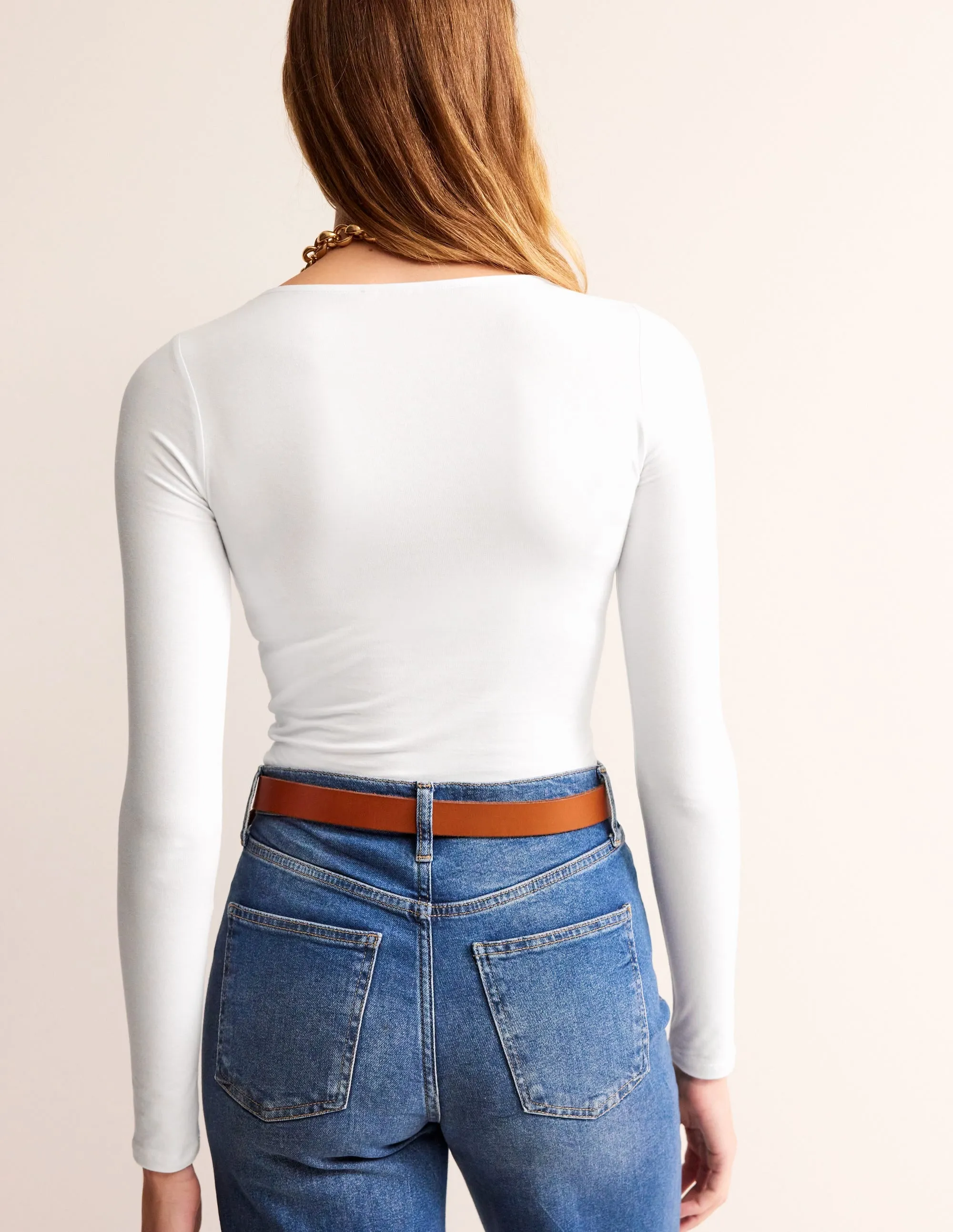 Double Layer Scoop Long Sleeve-White Lightweight Thermal Fashionable Look