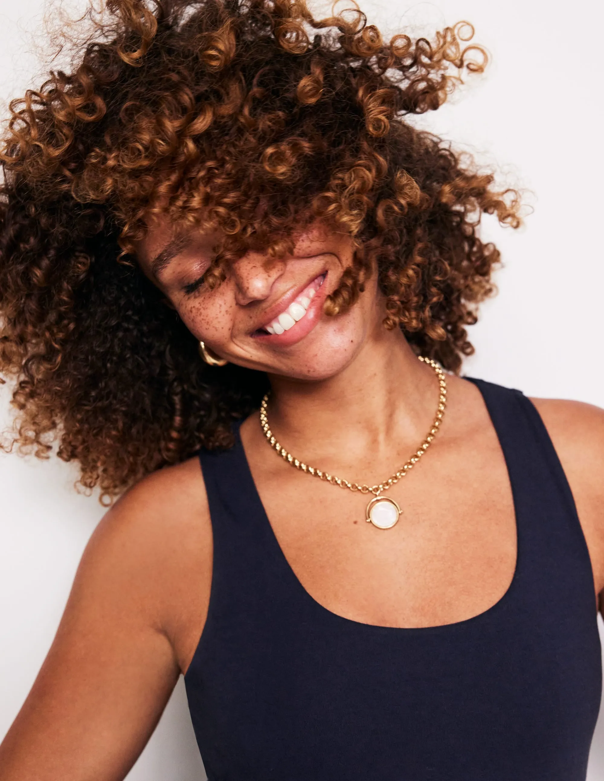 Double Layer Scoop Neck Vest-Navy NonChafeCollarTech