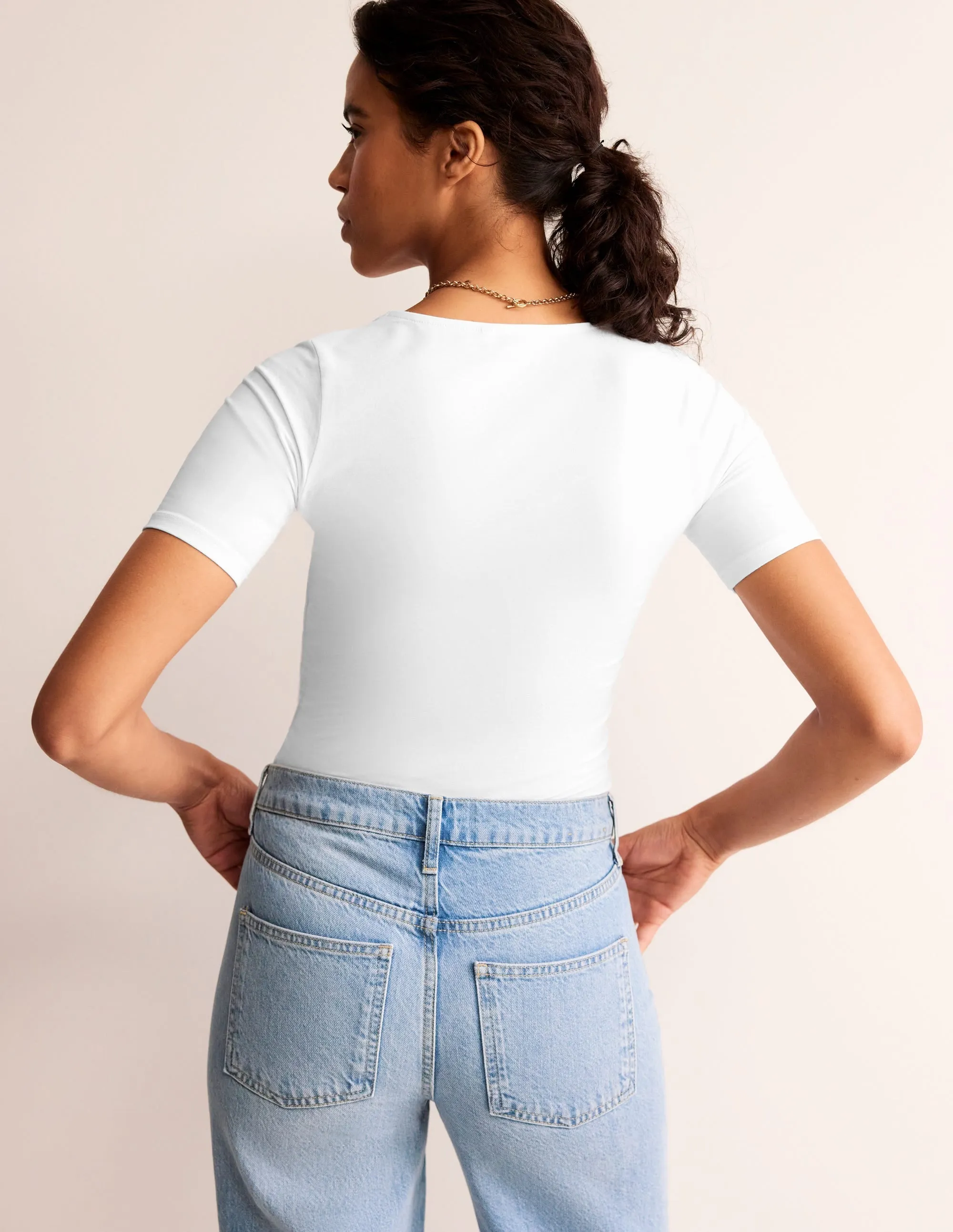 Buttery Soft Feel Casual Tee Double Layer Scoop T-shirt-White