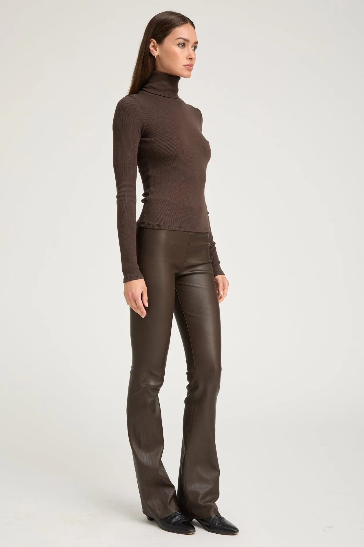 Chocolate Rib Long Sleeve Turtleneck Hypoallergenic Fiber