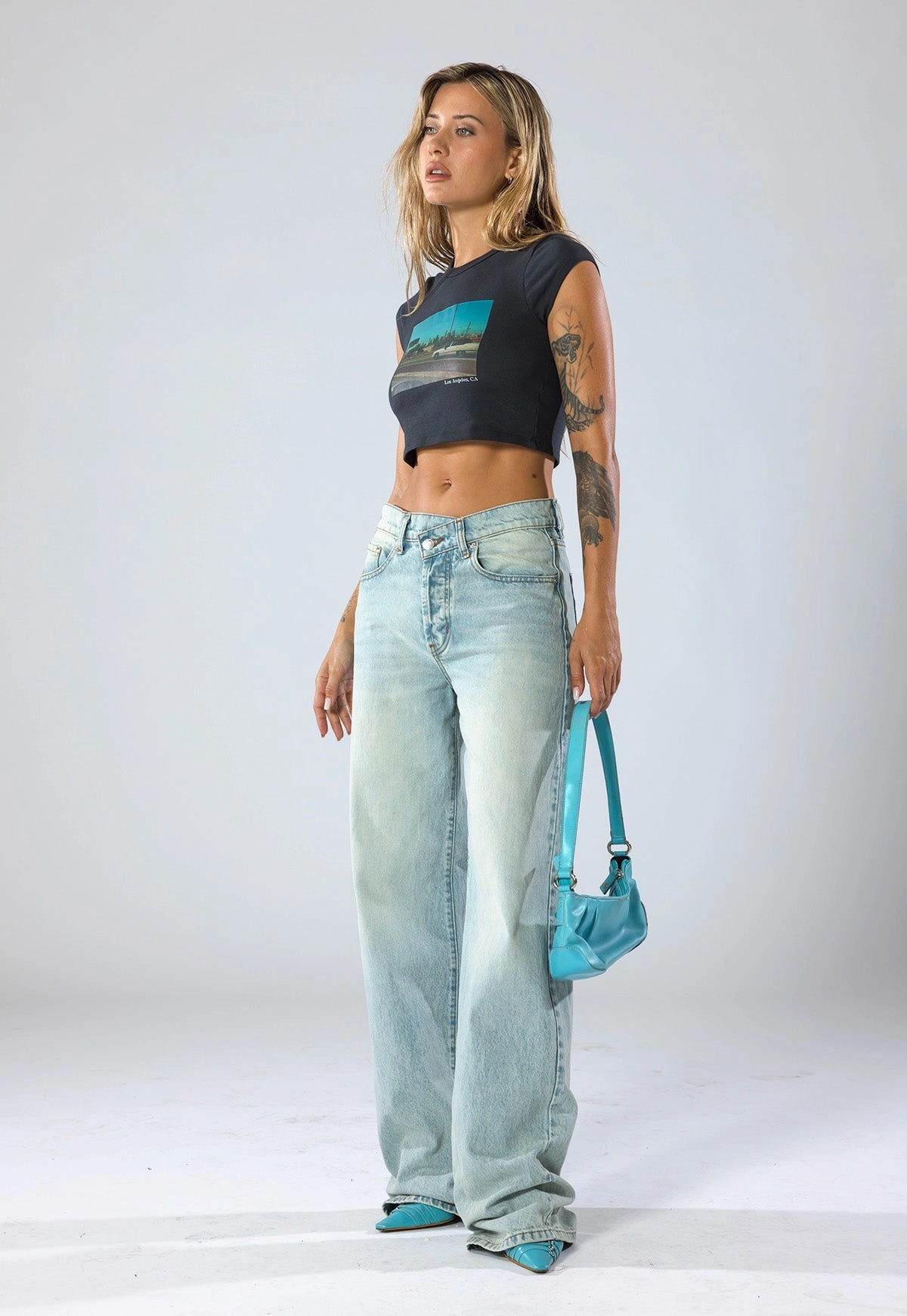 Easy Flex Design Minimal Cut Oversized Jean / Seattle Blue