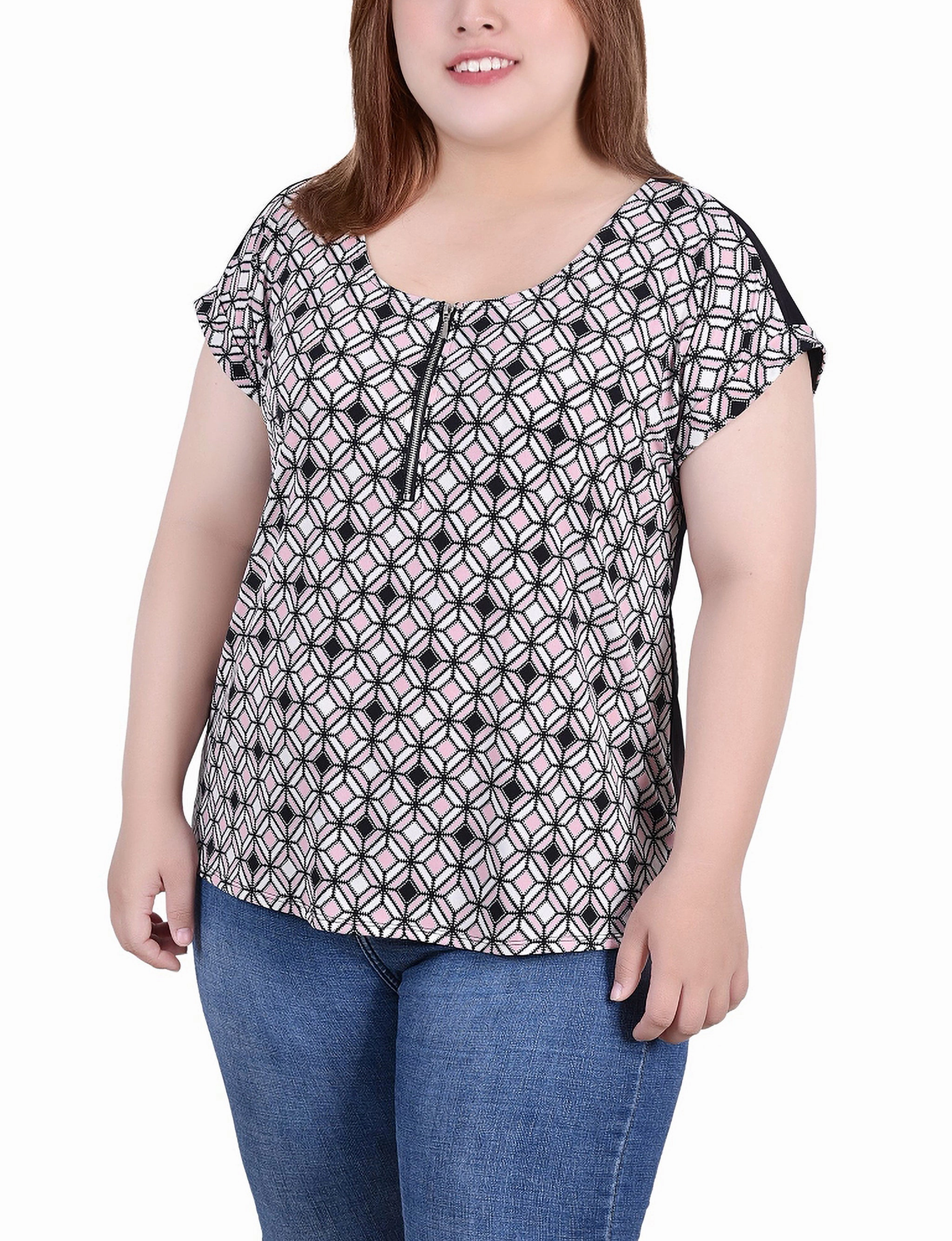 Plus Size Short Sleeve 1/2 Zip Knit Top Interlock Stitch Detail