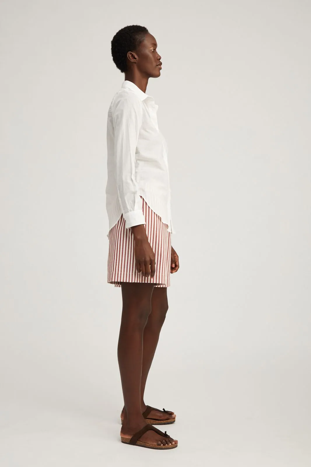 NonIrritatingStitching Convertible Collar White Voile Fitted Button Down